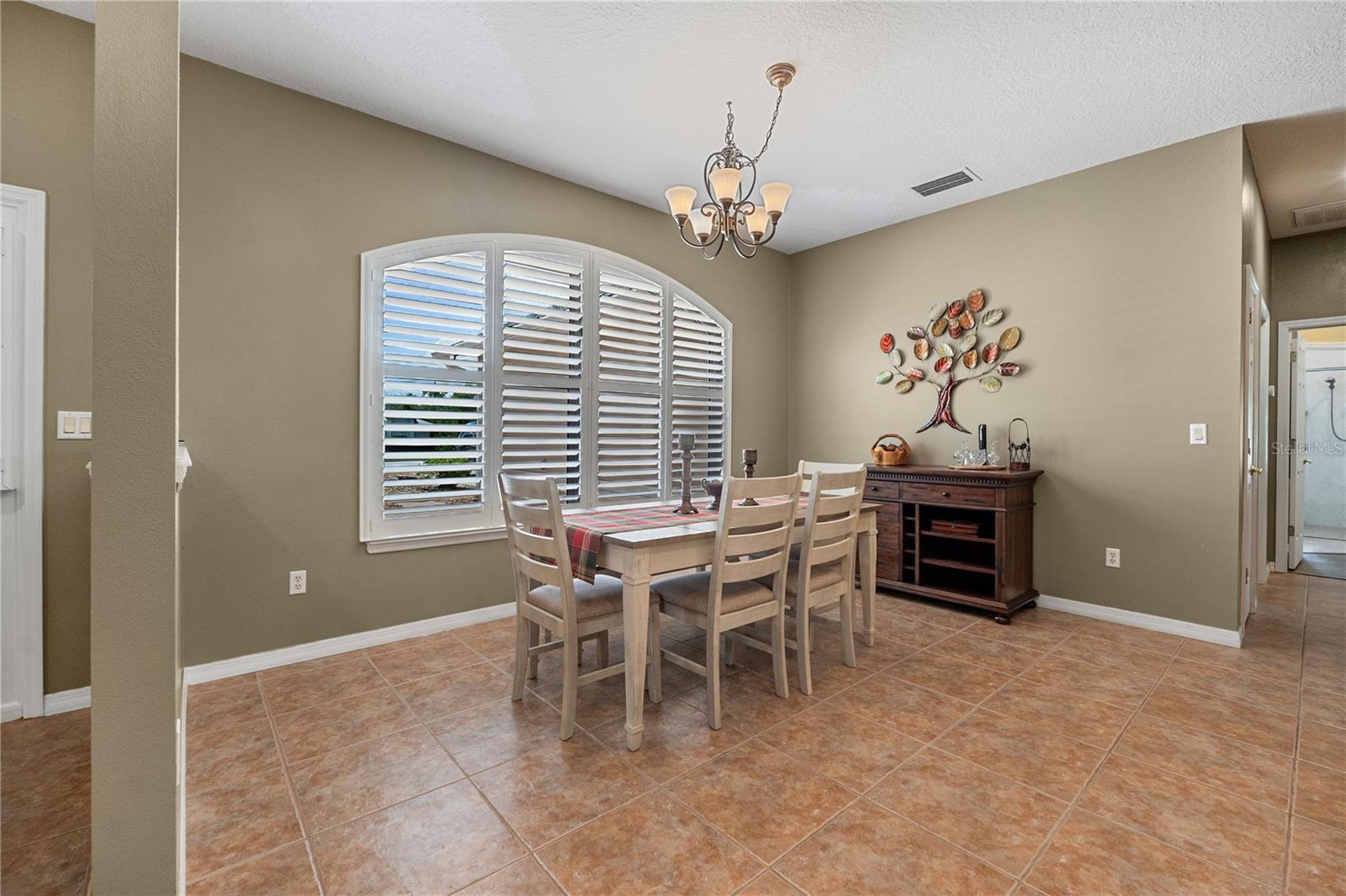 Image 6 of 47 For 5332 Old Hickory Lane