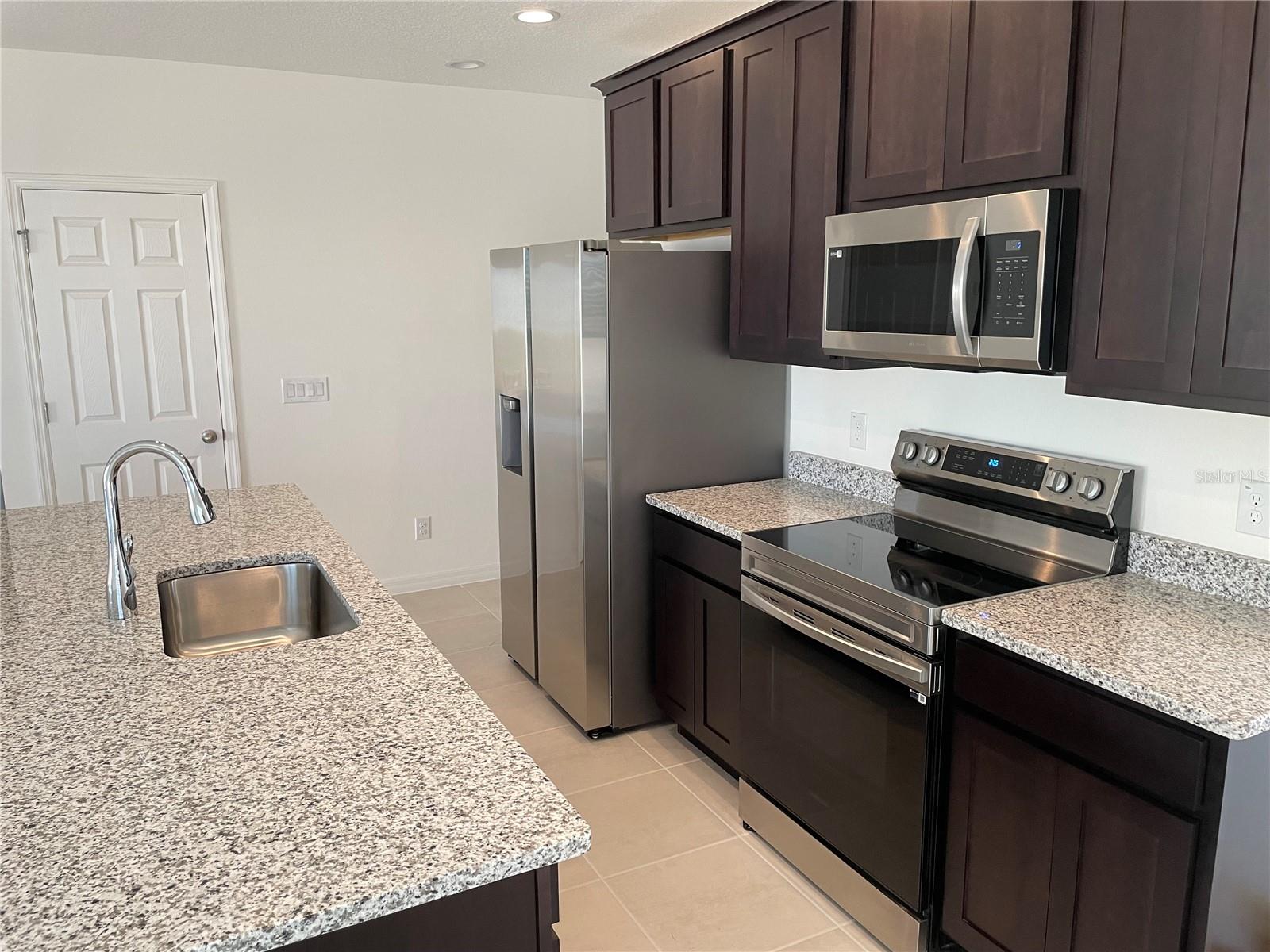 Image 3 of 13 For 1825 Ross Hammock Avenue