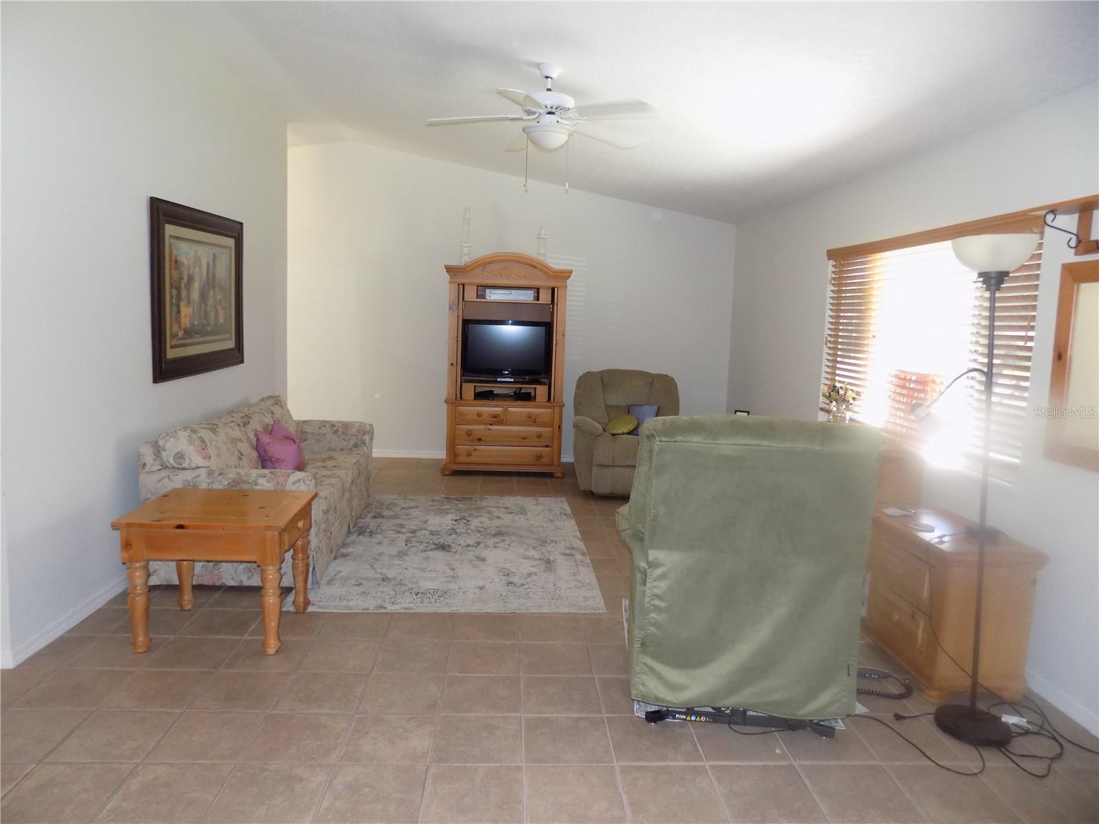 Image 13 of 27 For 17728 Se 97th Ave