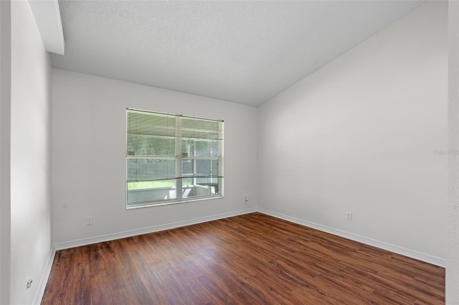 Image 11 of 19 For 235 Montana Avenue