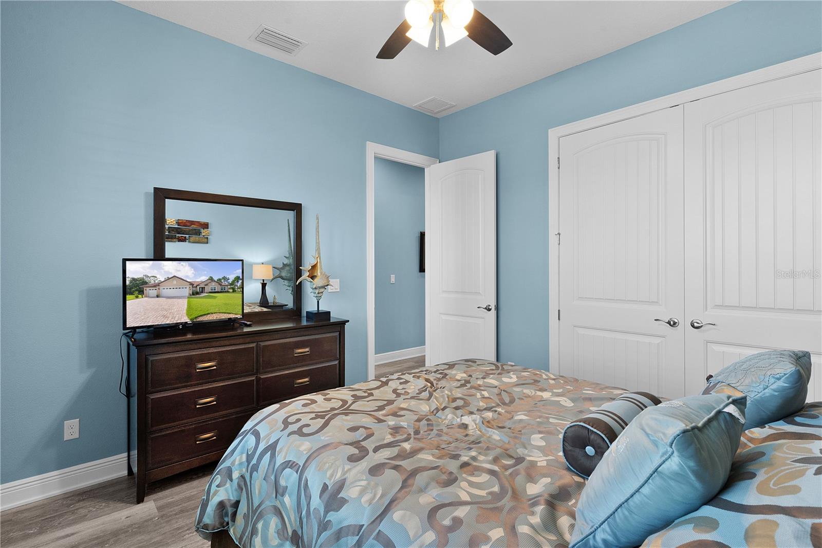 Image 36 of 71 For 17854 72nd Street Road
