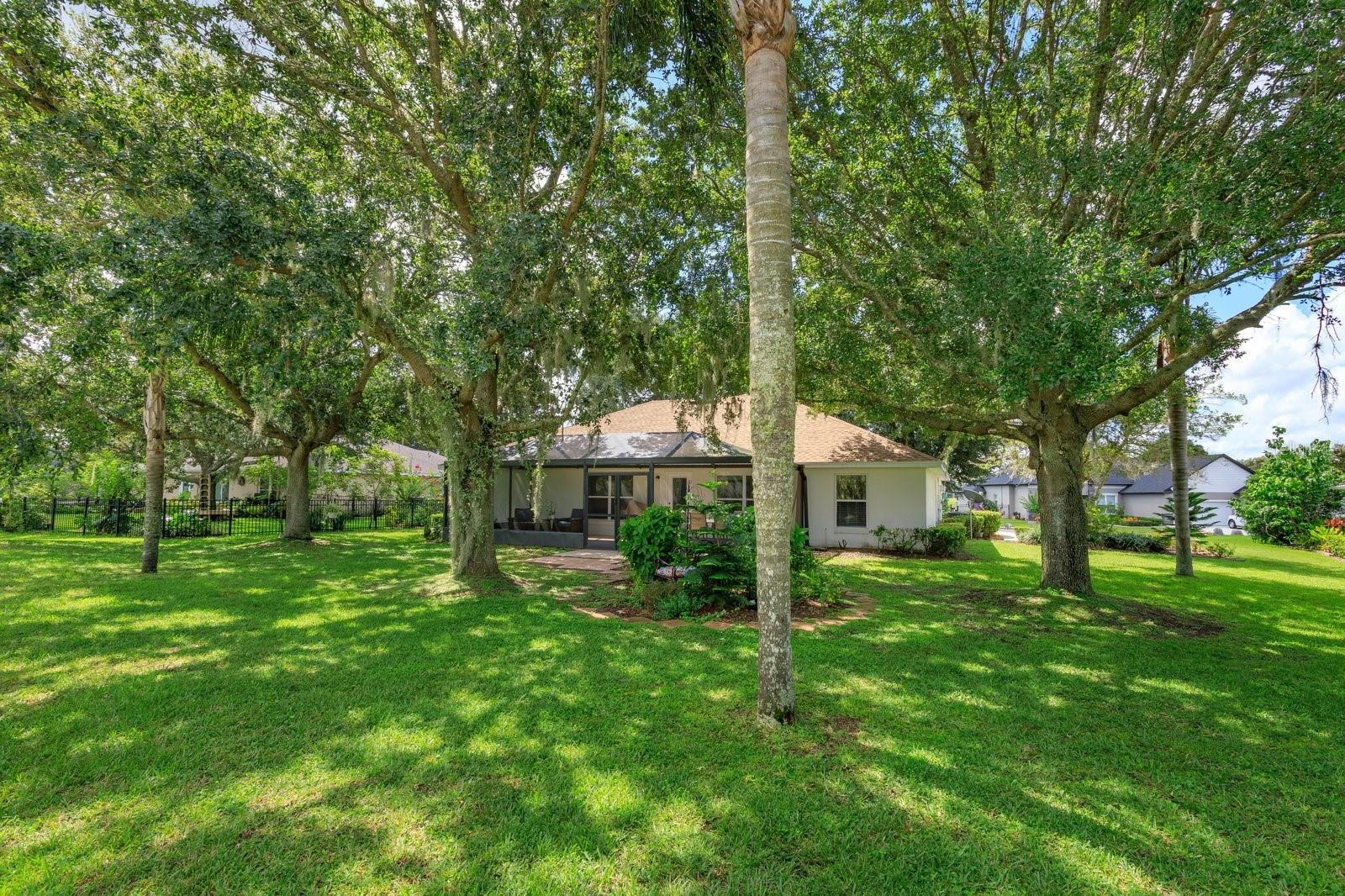 Image 25 of 30 For 24353 Calusa Boulevard