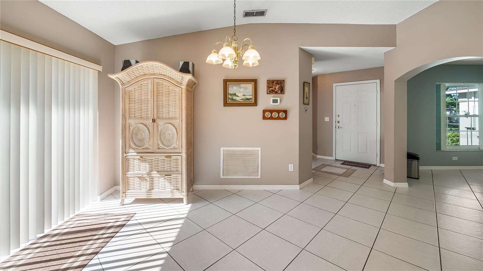 Image 10 of 38 For 2096 Braxton Street