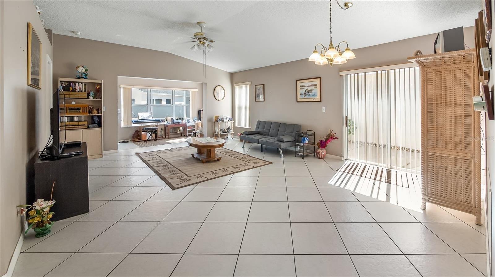 Image 12 of 38 For 2096 Braxton Street