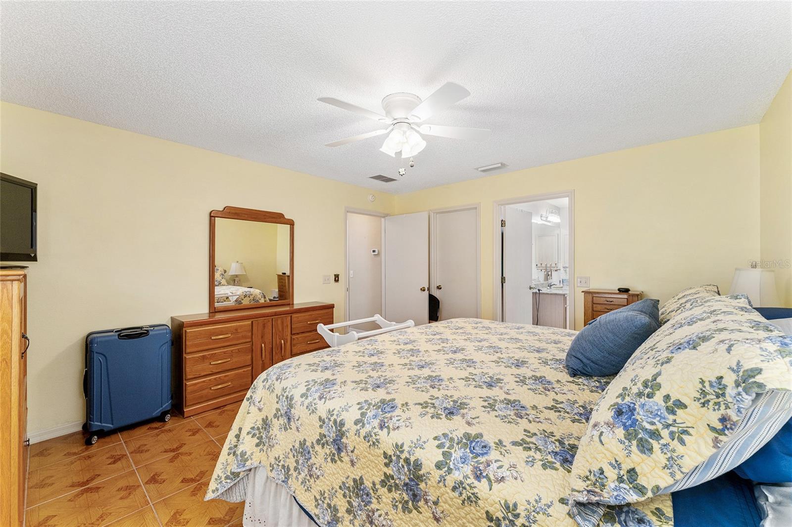 Image 17 of 32 For 17606 93rd Butler Court