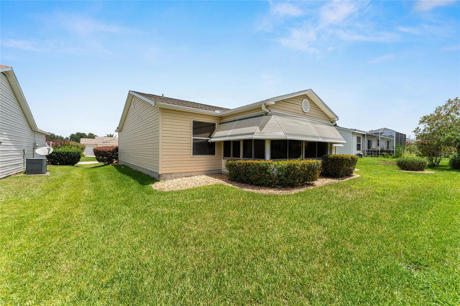Image 29 of 32 For 17606 93rd Butler Court
