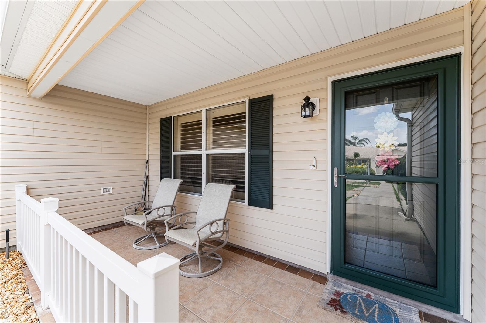 Image 4 of 32 For 17606 93rd Butler Court