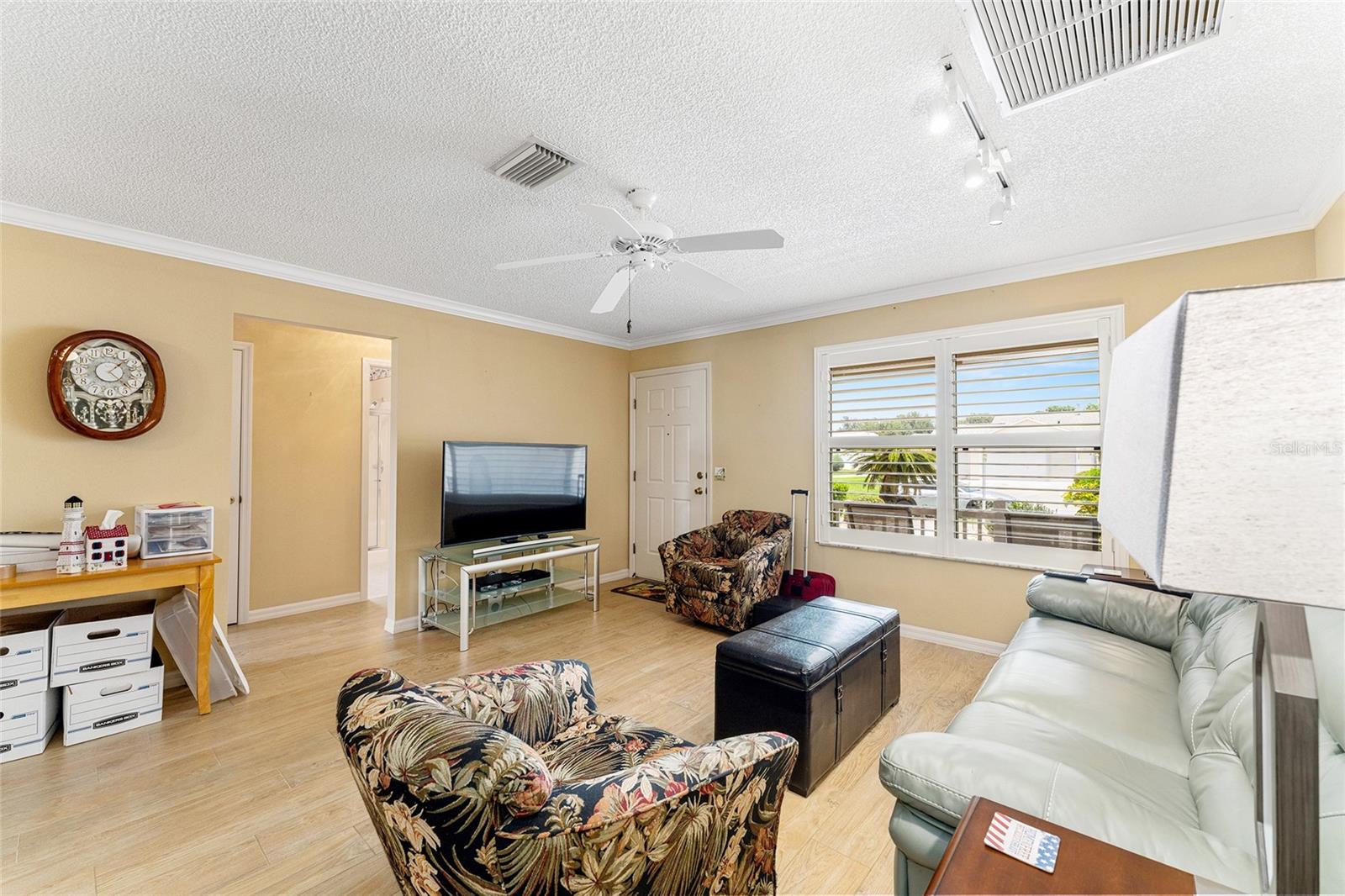 Image 8 of 32 For 17606 93rd Butler Court