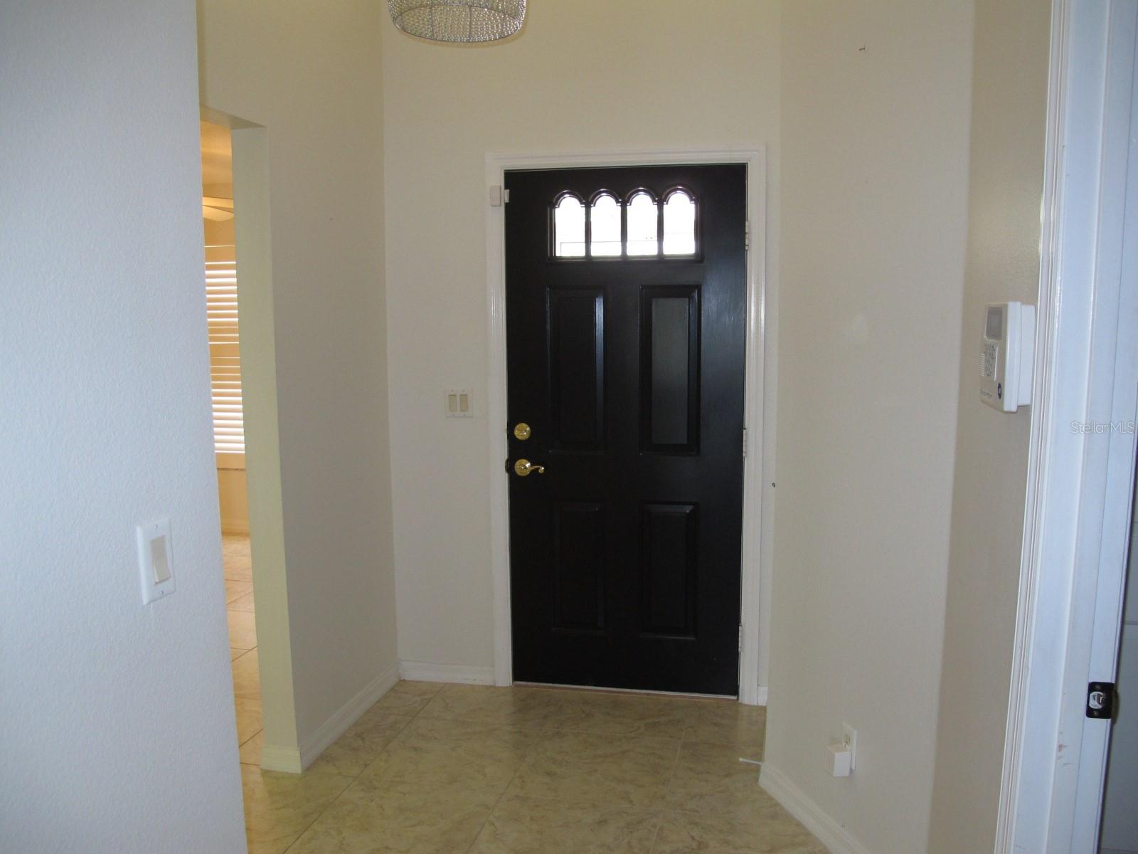 Image 4 of 28 For 21742 King John Street