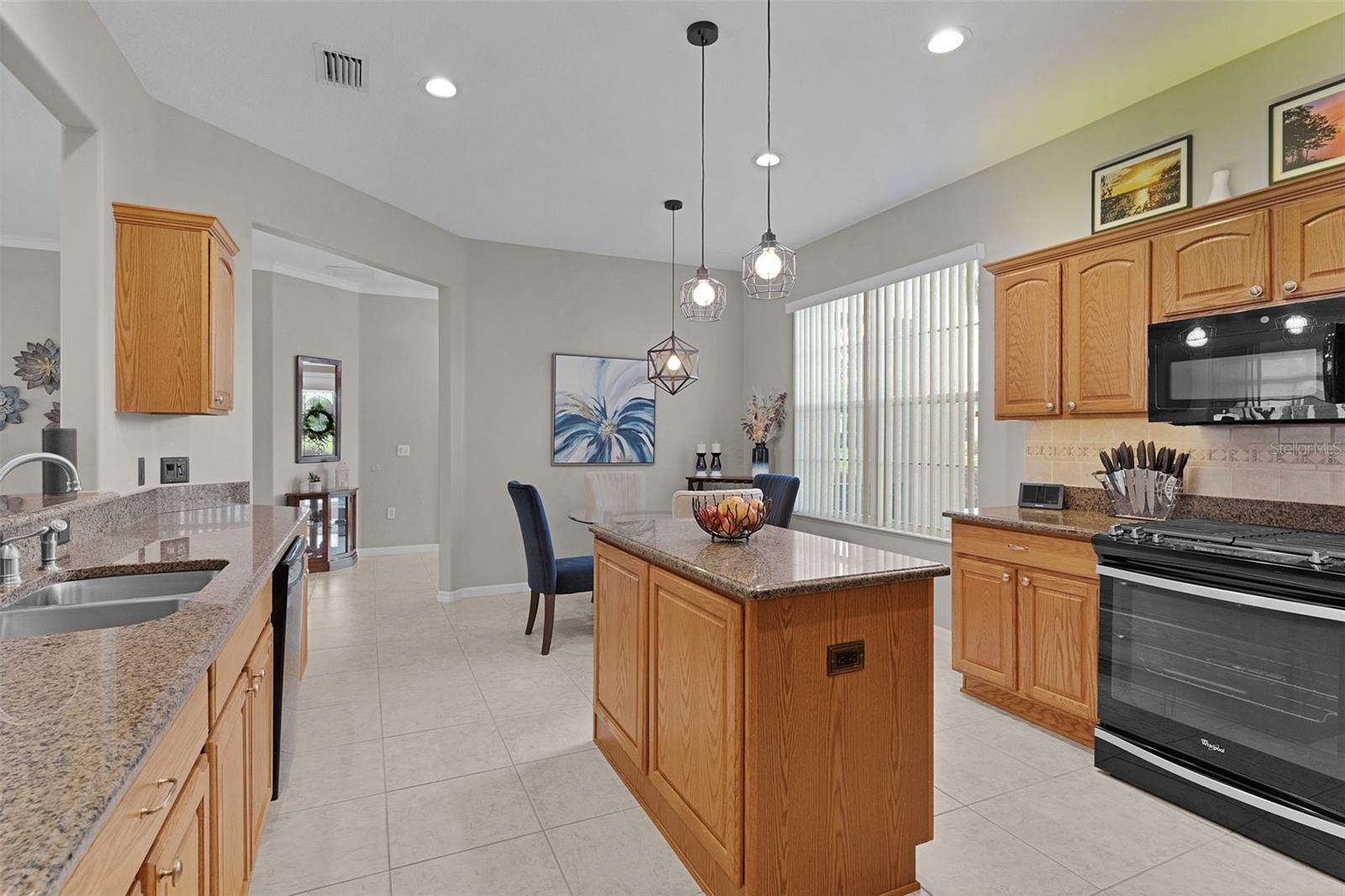 Image 12 of 36 For 13909 96th Circle