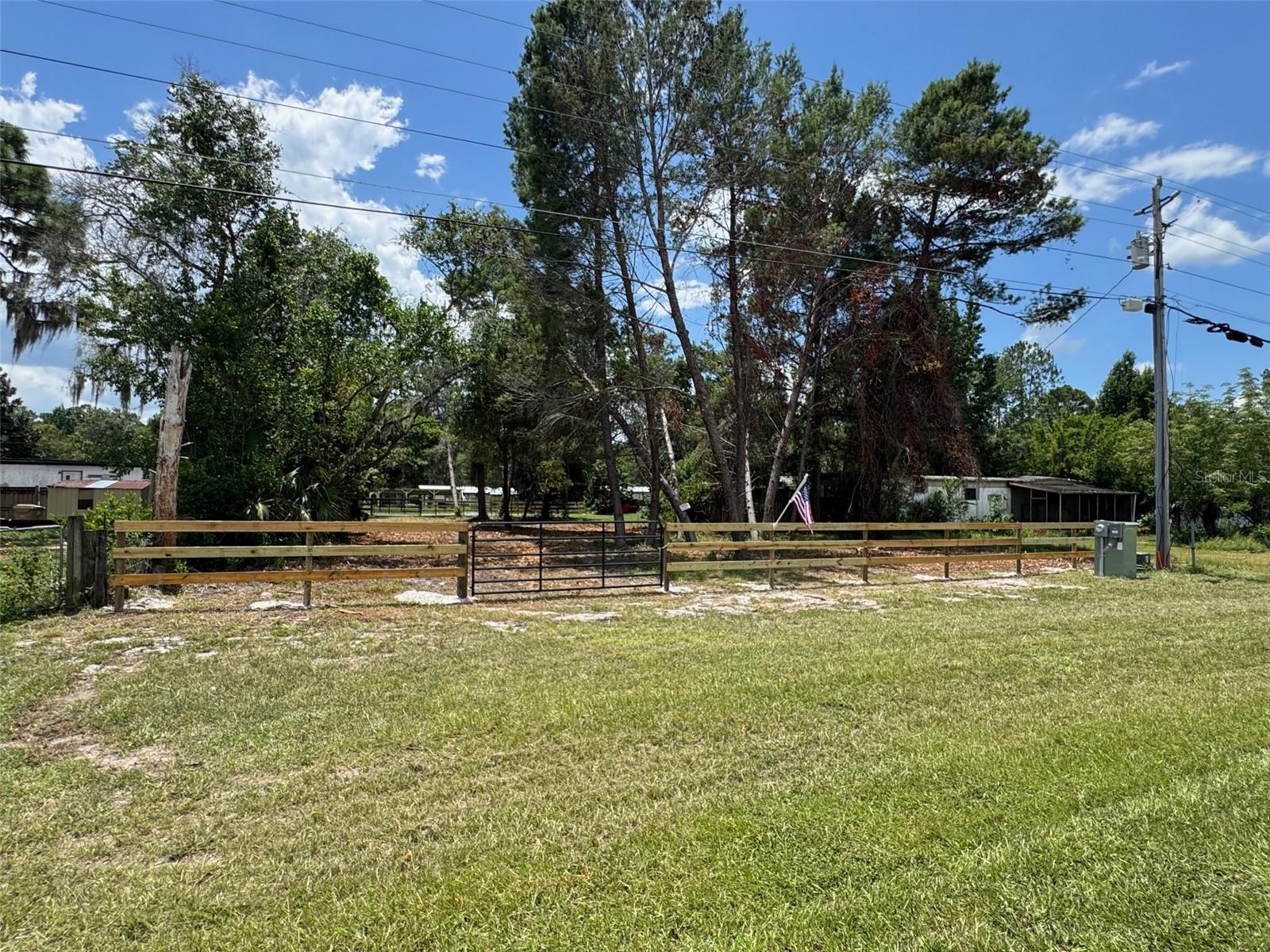 Image 4 of 4 For County Road 42