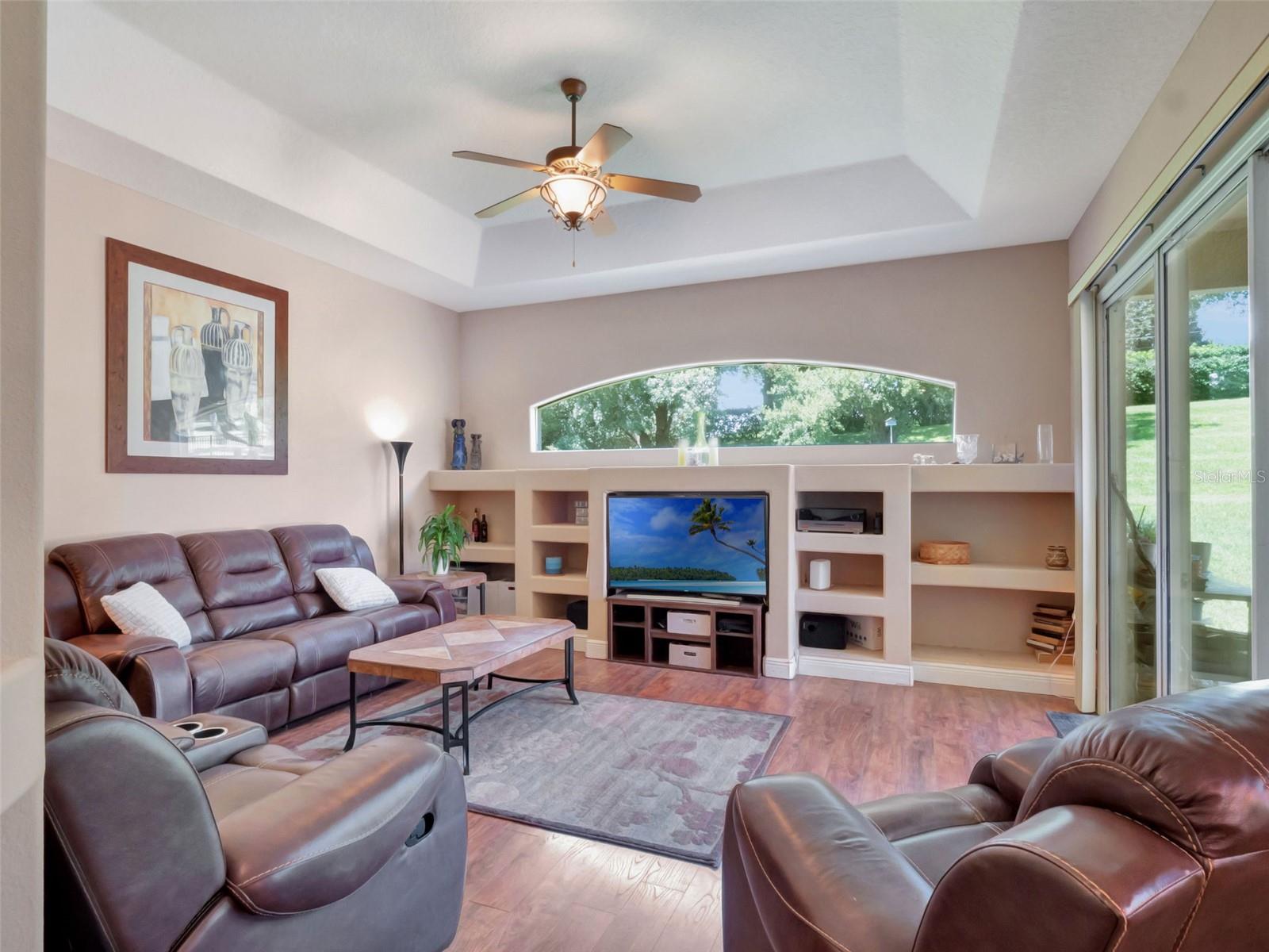 Image 13 of 48 For 16325 Magnolia Bluff Drive