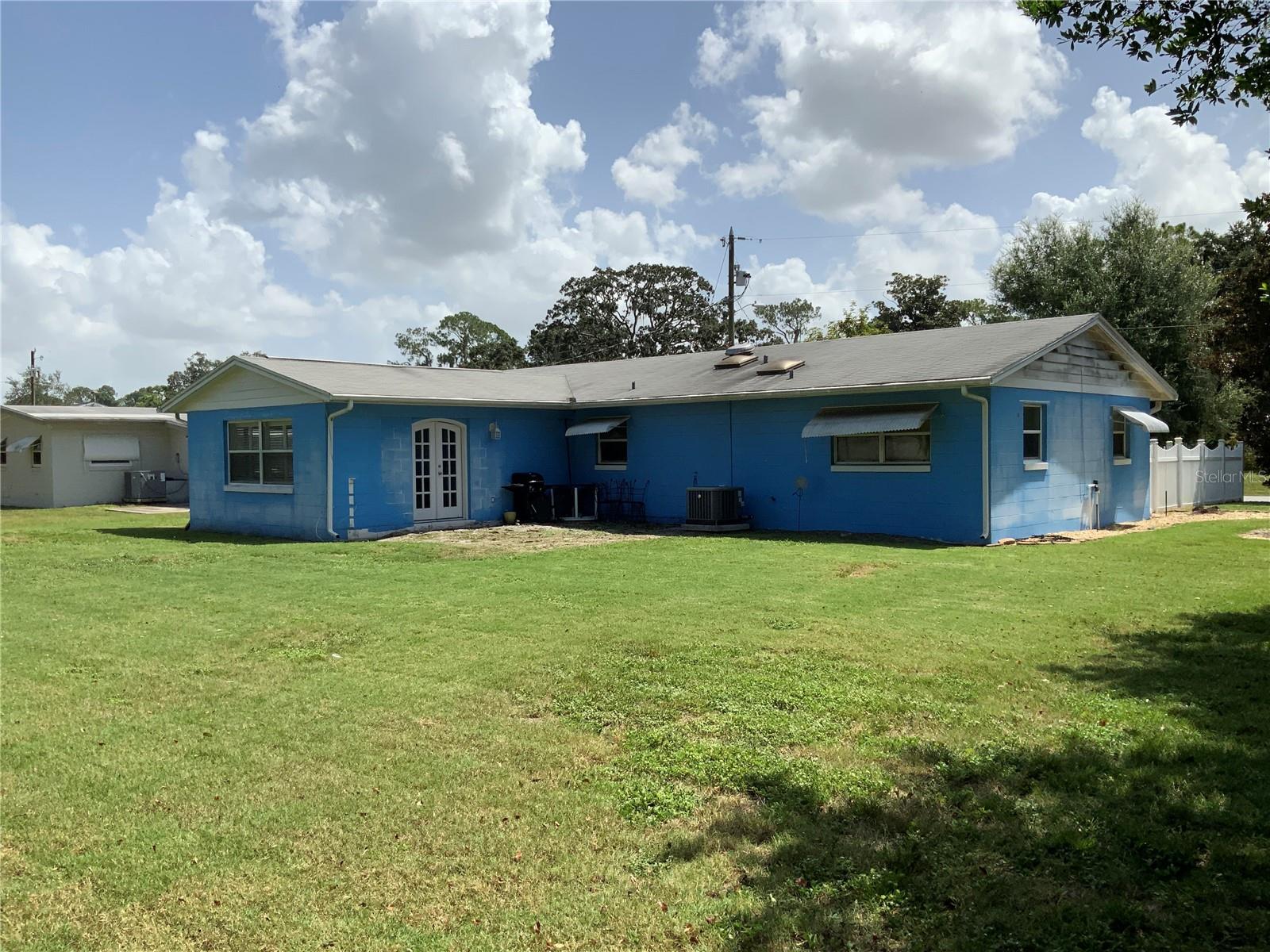 Image 12 of 14 For 431 Belle Ayre Drive