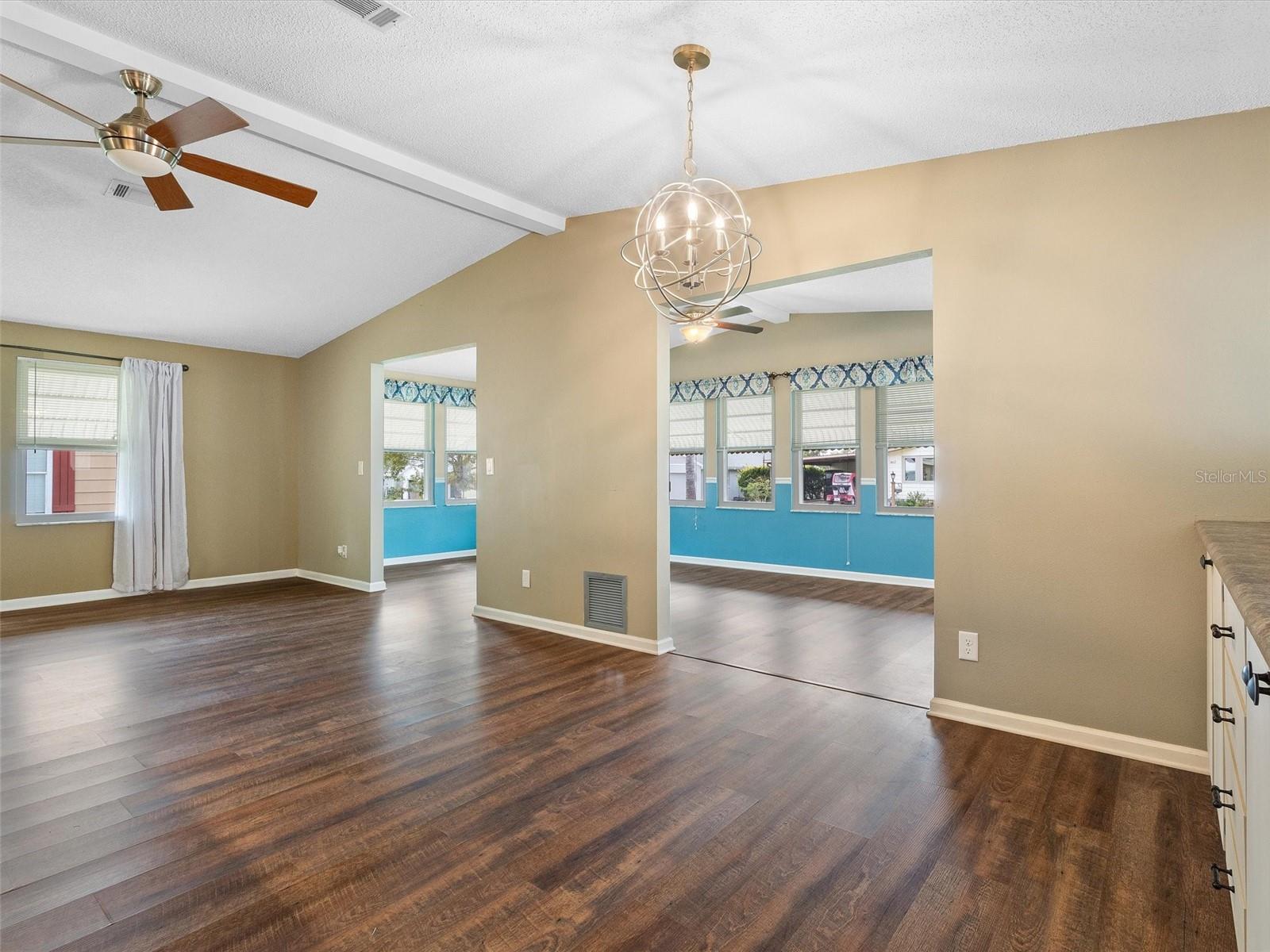 Image 10 of 46 For 1417 Schwartz Boulevard