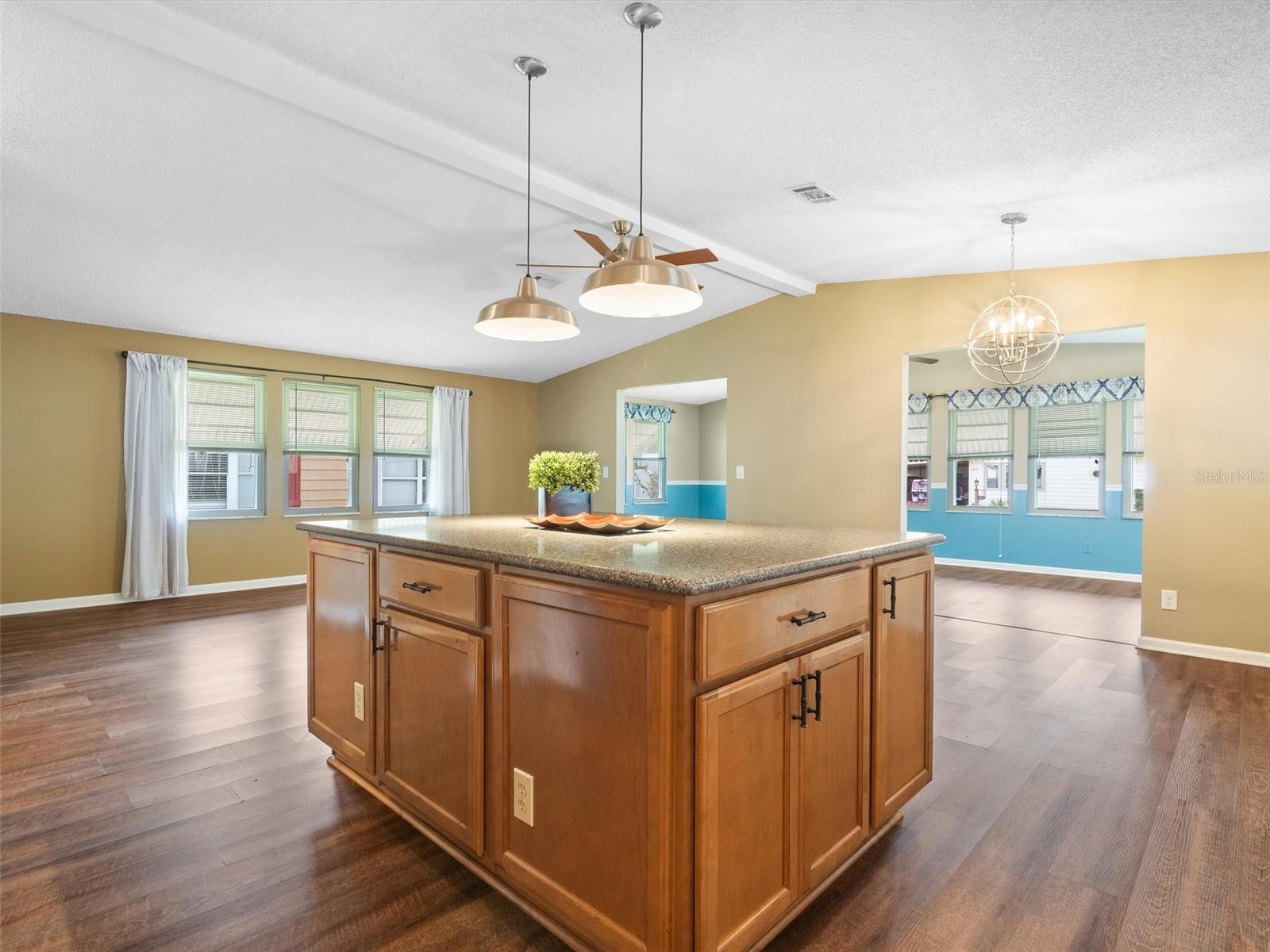 Image 15 of 46 For 1417 Schwartz Boulevard