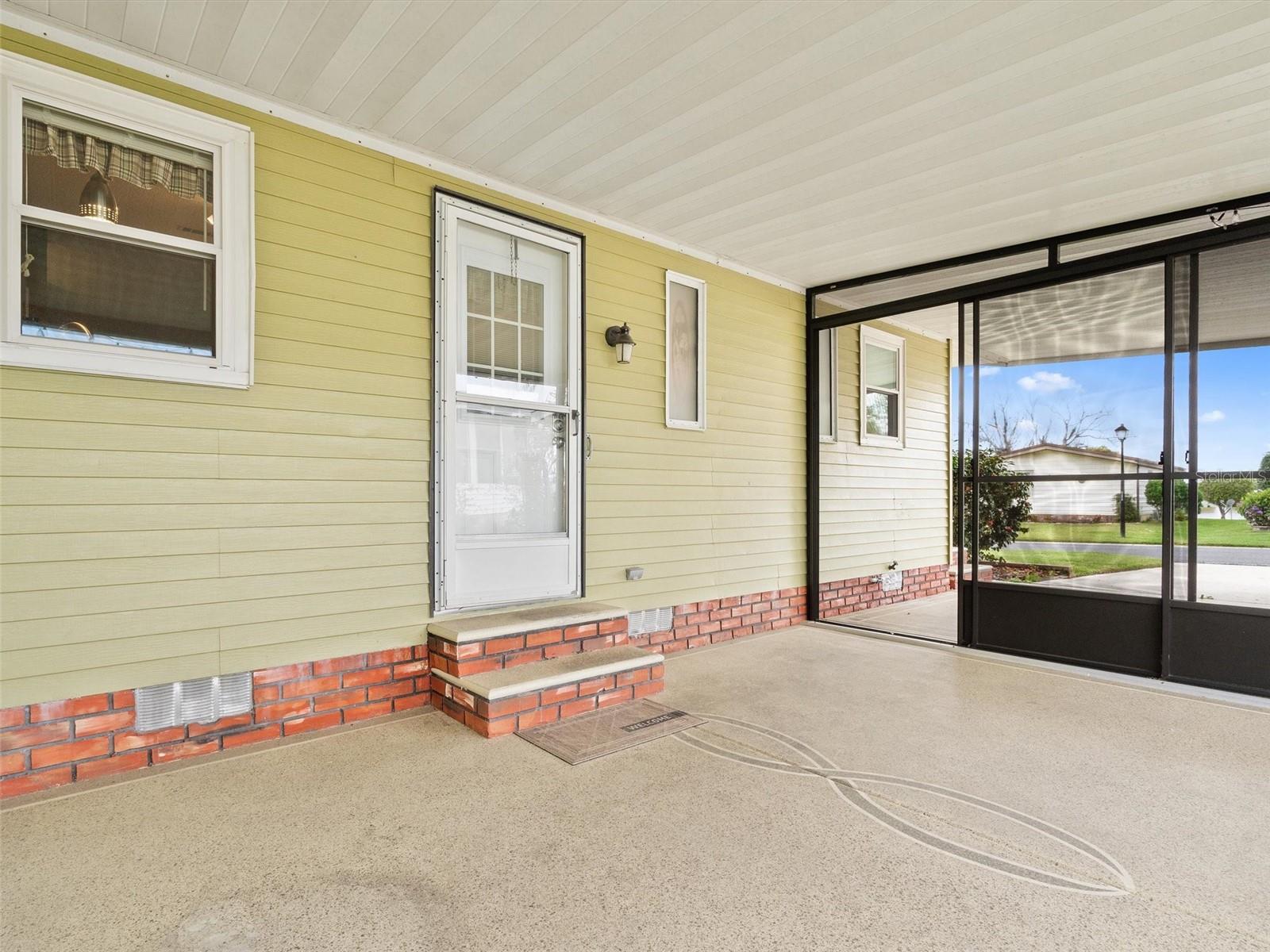 Image 4 of 46 For 1417 Schwartz Boulevard