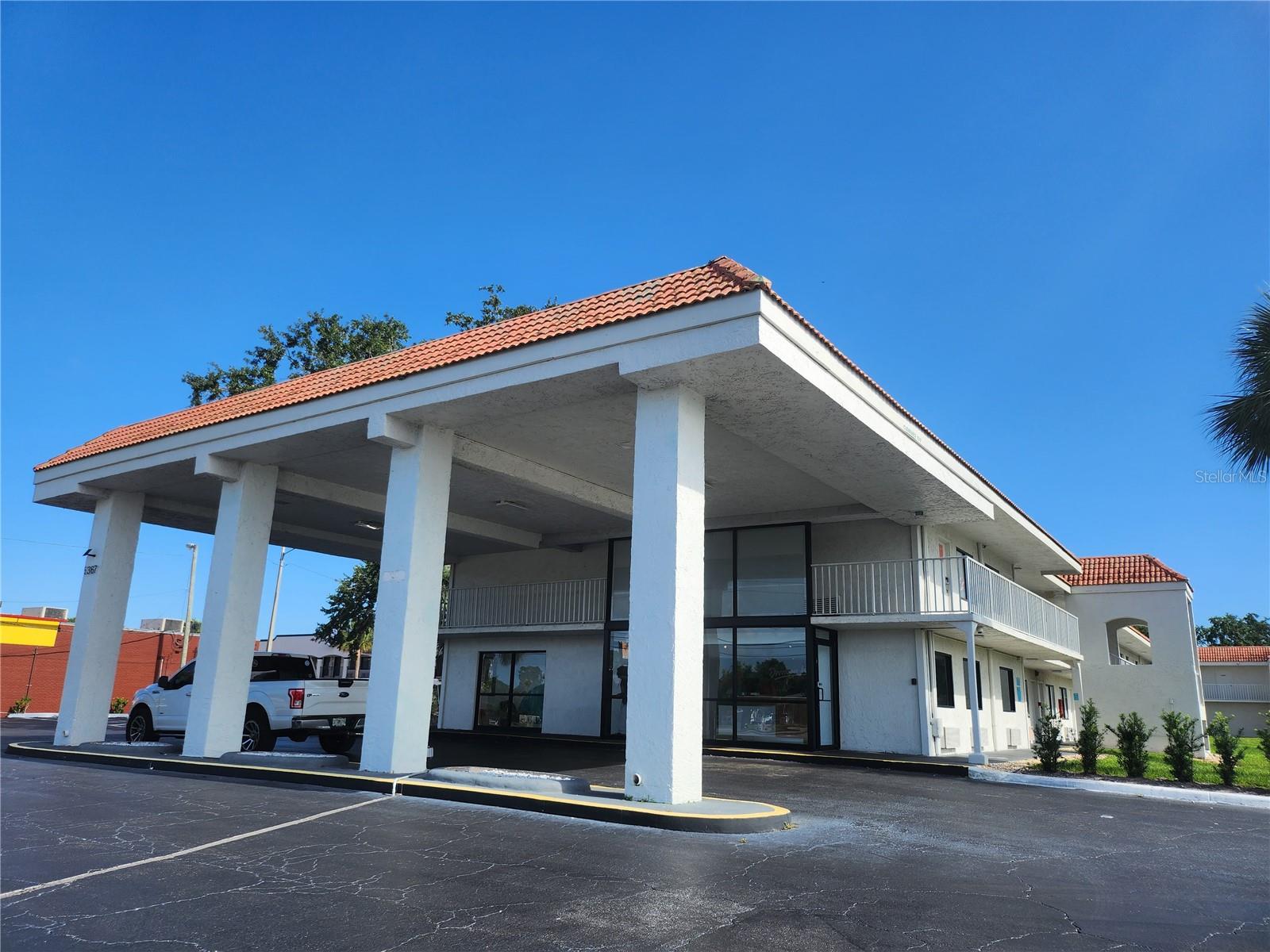 Image 2 of 21 For 5367 Irlo Bronson Memorial Highway 4-111