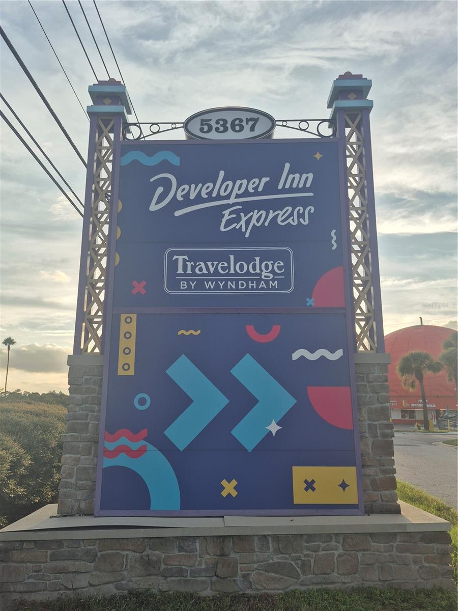 Image 4 of 21 For 5367 Irlo Bronson Memorial Highway 4-111