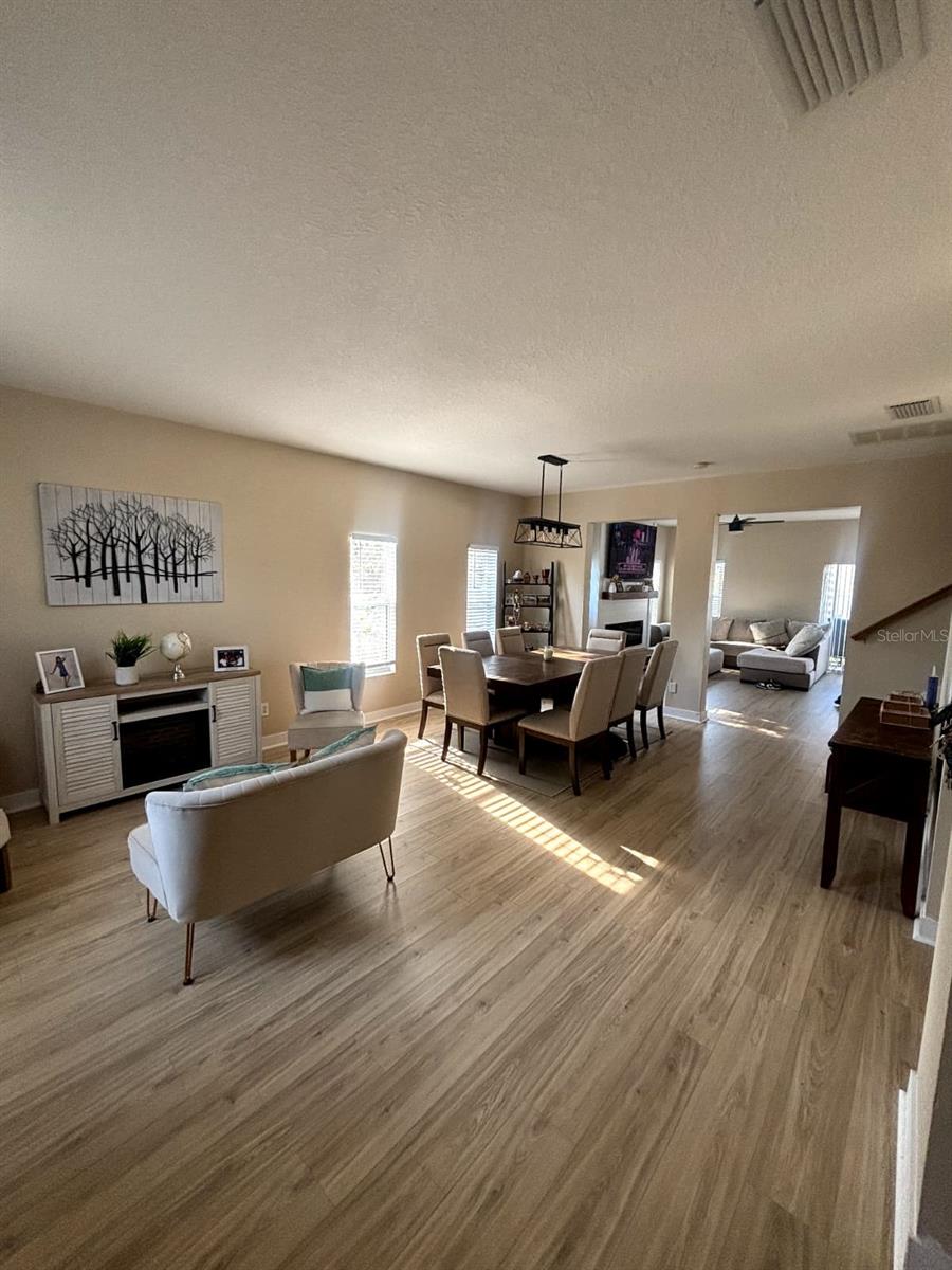 Image 4 of 26 For 1404 Swainson Court
