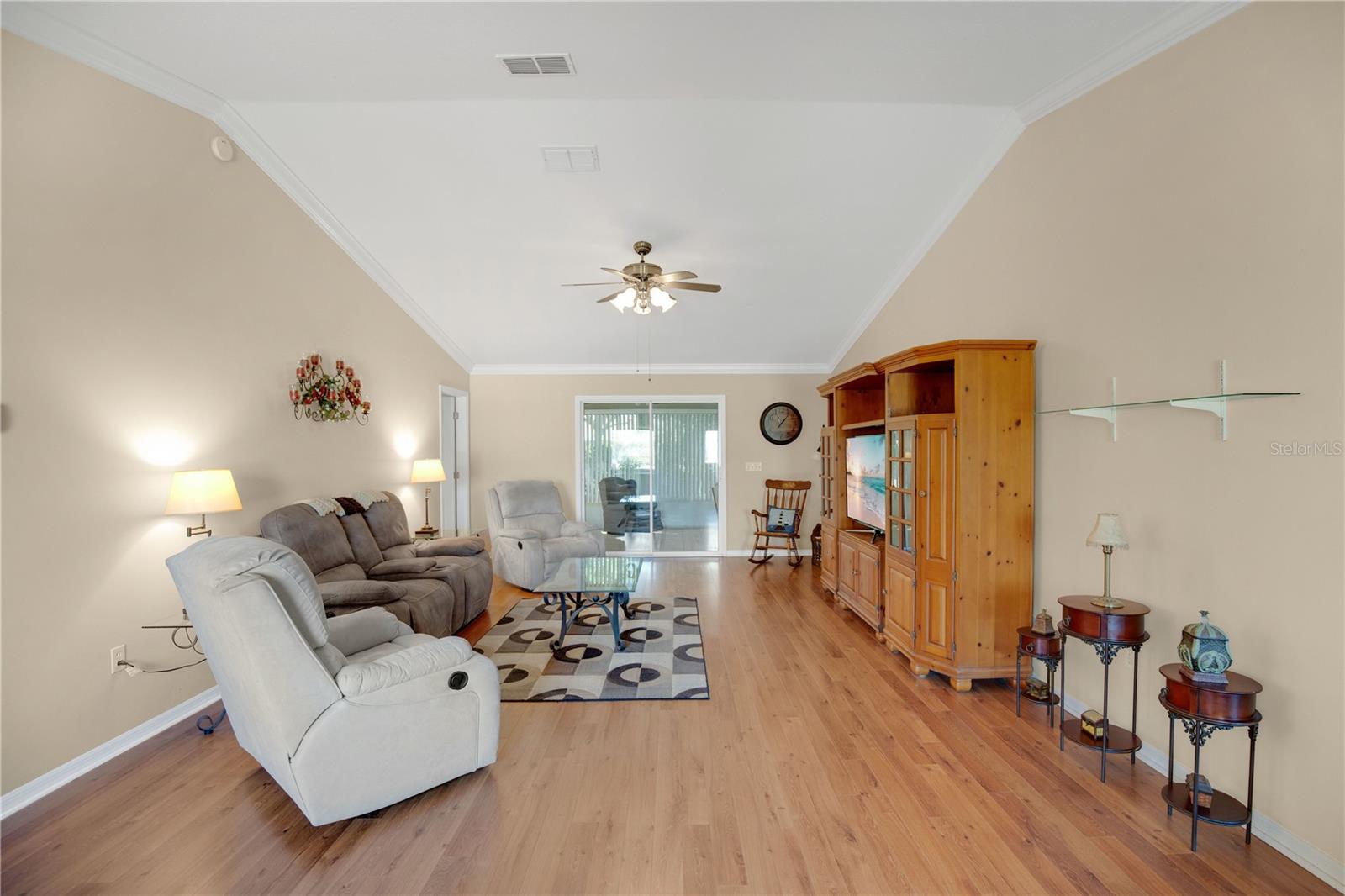 Image 12 of 30 For 9061 Southeast 136th Loop