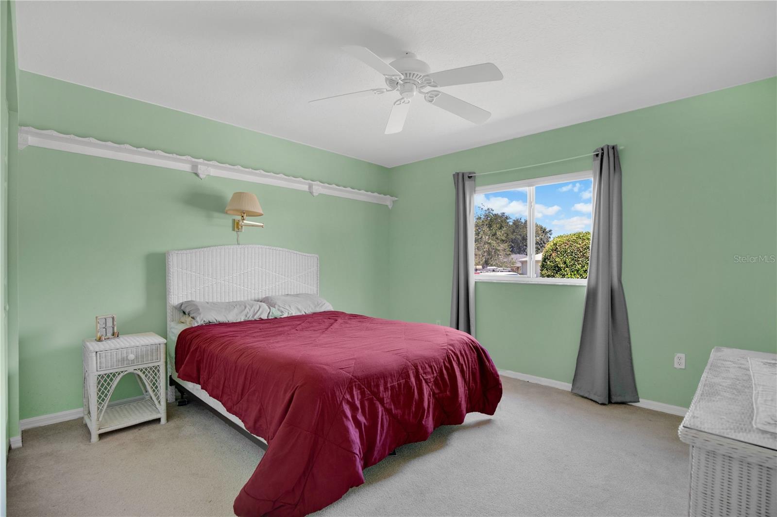 Image 22 of 30 For 9061 Southeast 136th Loop