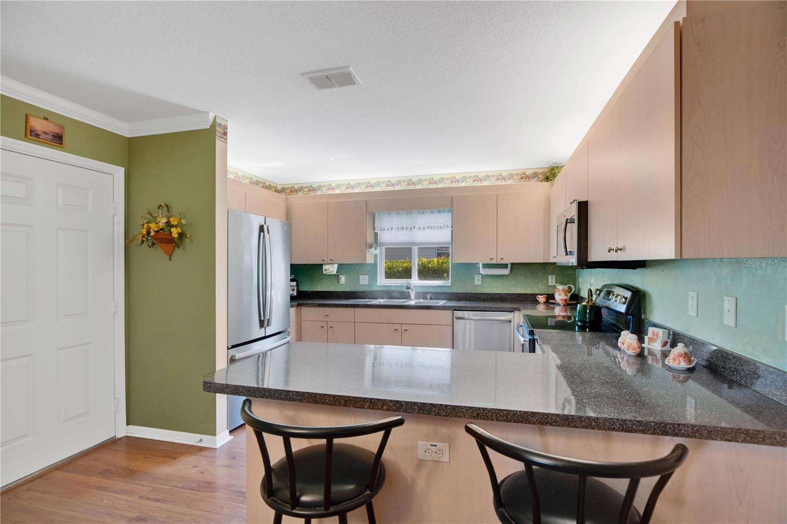 Image 4 of 30 For 9061 Southeast 136th Loop