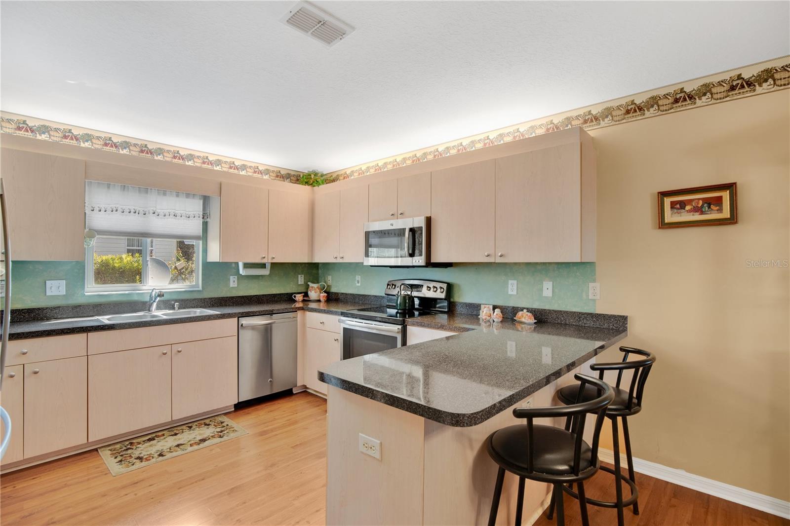 Image 5 of 30 For 9061 Southeast 136th Loop