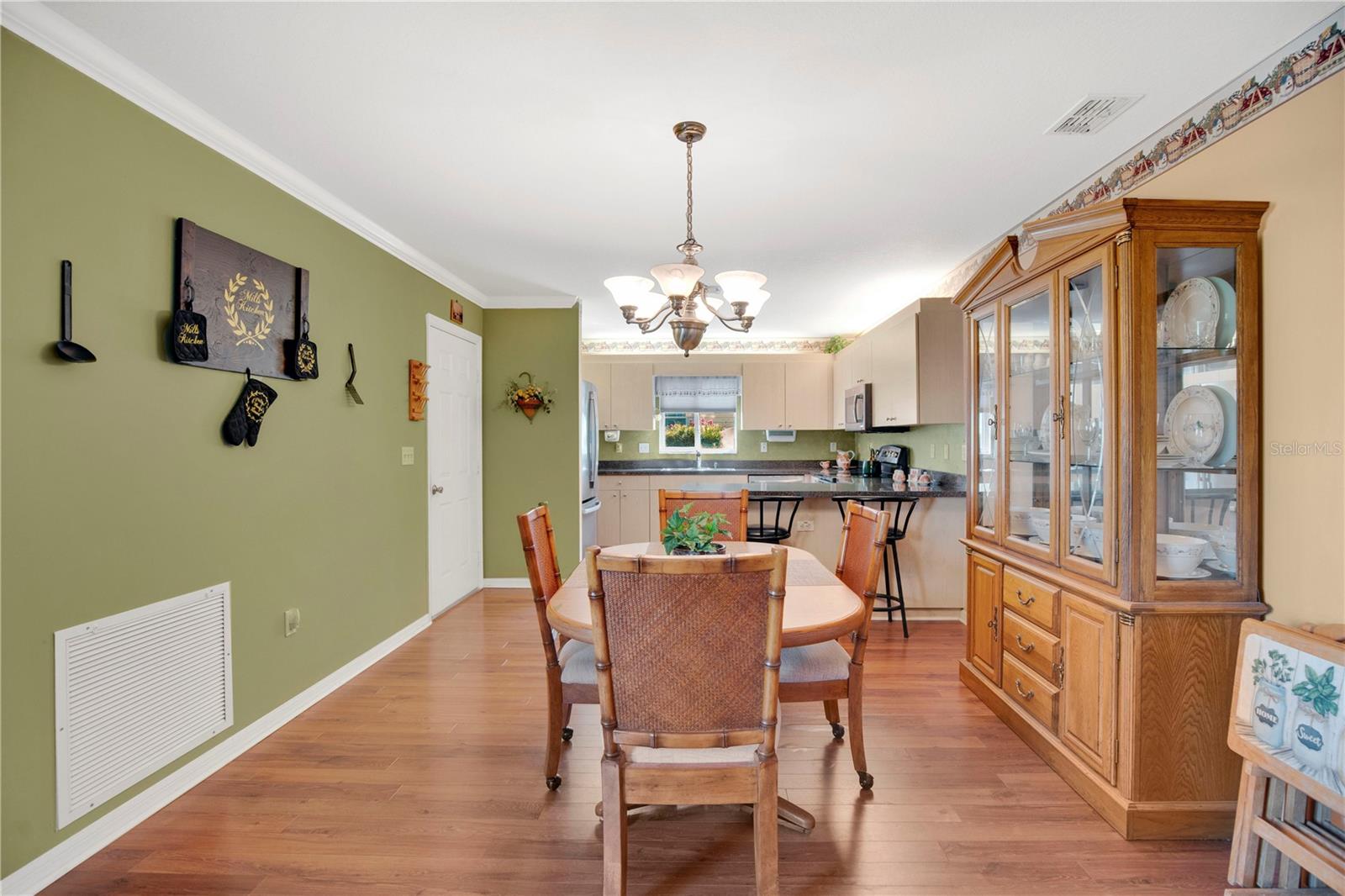 Image 8 of 30 For 9061 Southeast 136th Loop
