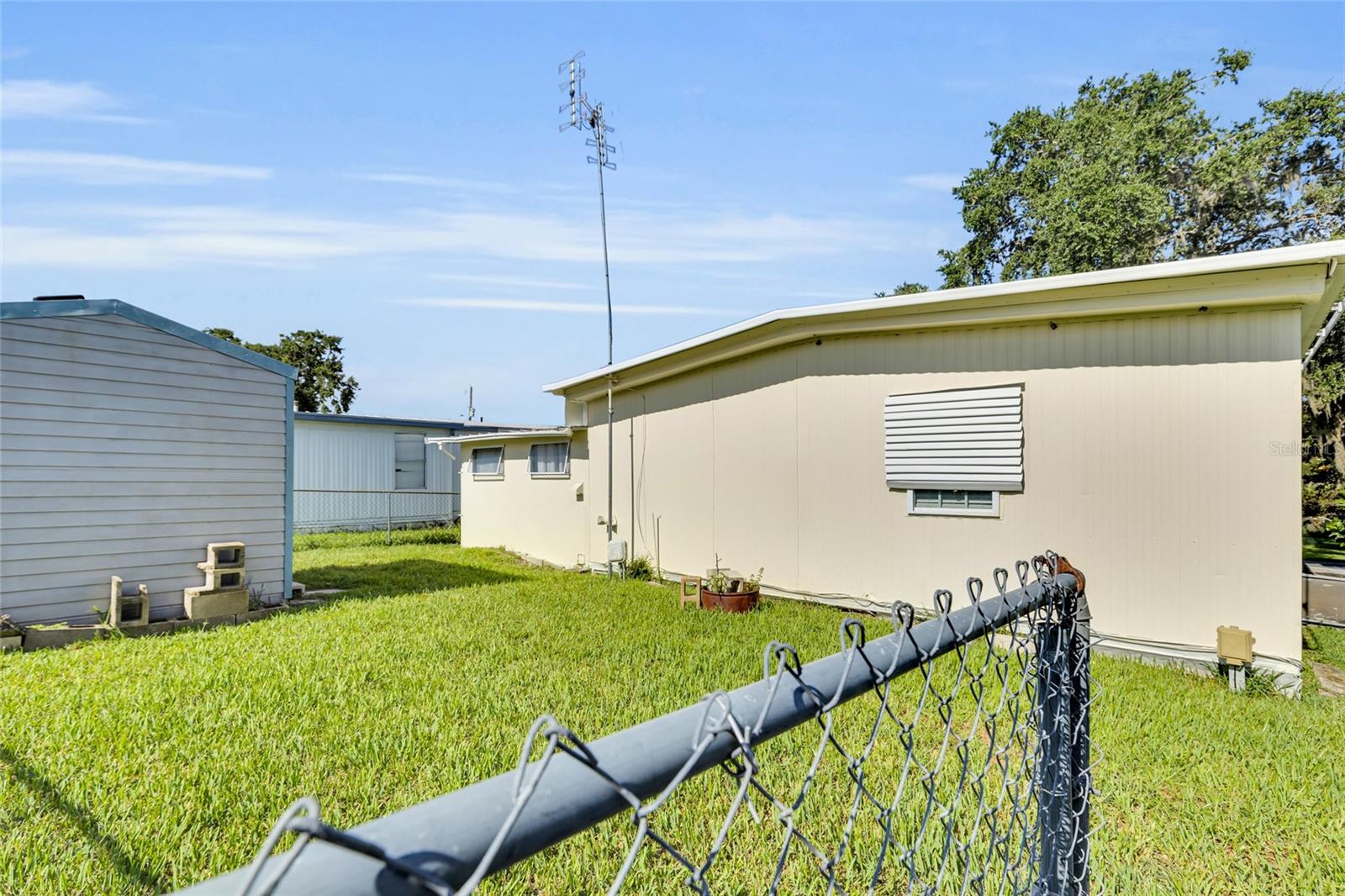 Image 7 of 39 For 24734 Palmetto Drive