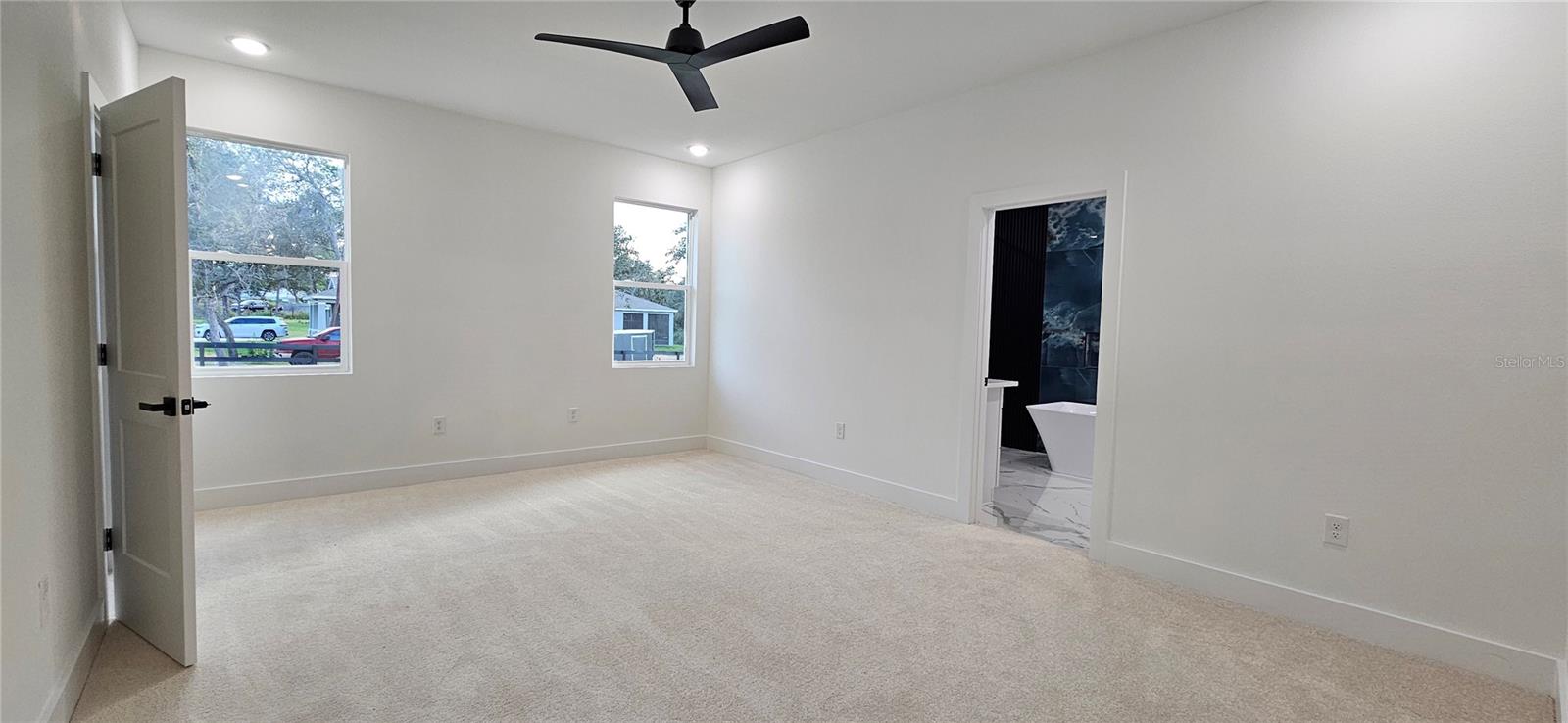 Image 26 of 46 For 39817 Forest Drive