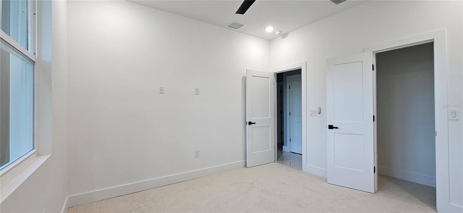 Image 33 of 46 For 39817 Forest Drive