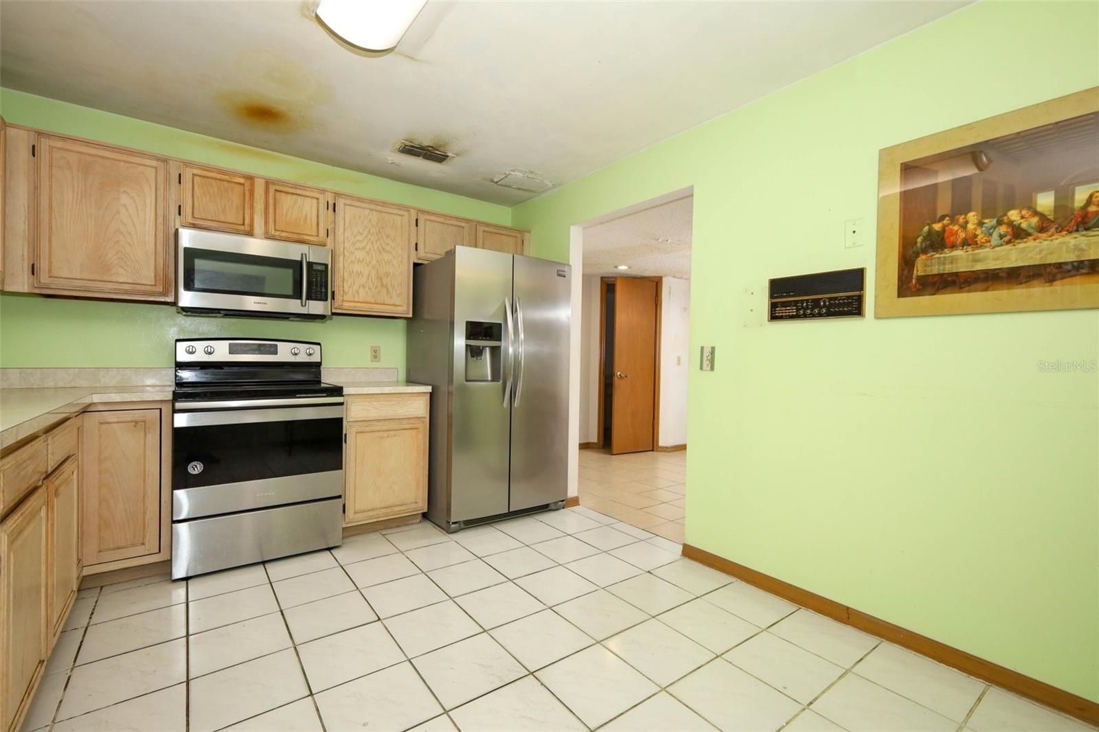 Image 10 of 42 For 1675 Thornhill Circle