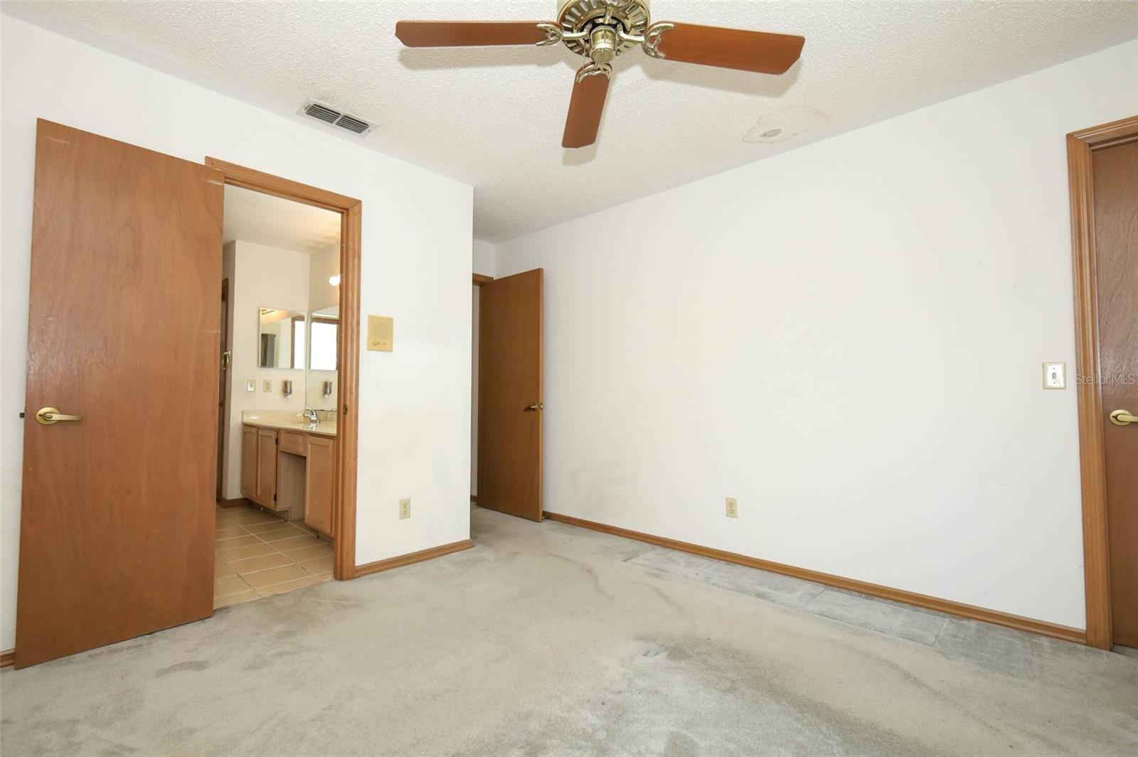 Image 26 of 42 For 1675 Thornhill Circle