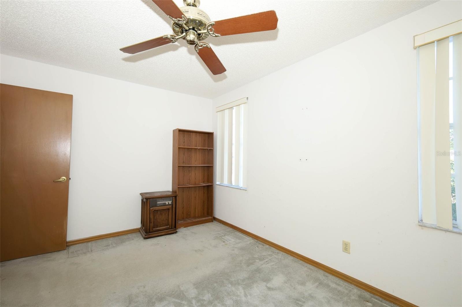Image 33 of 42 For 1675 Thornhill Circle