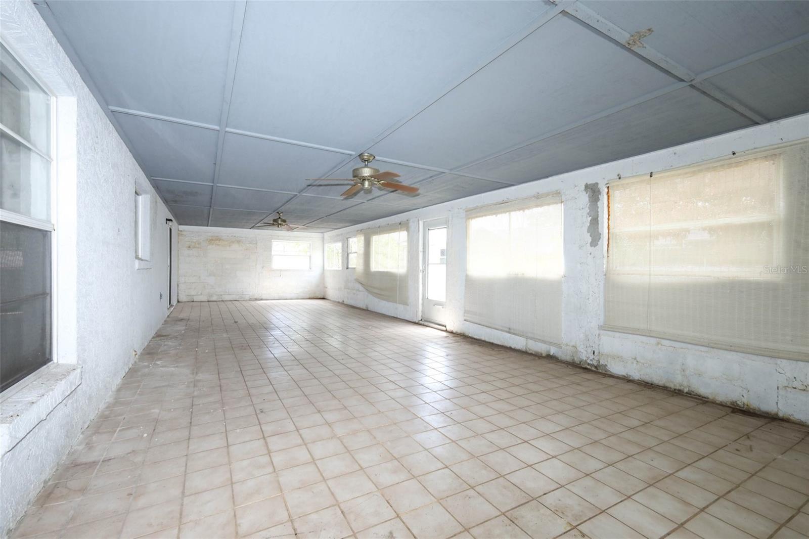 Image 47 of 57 For 1675 Thornhill Circle