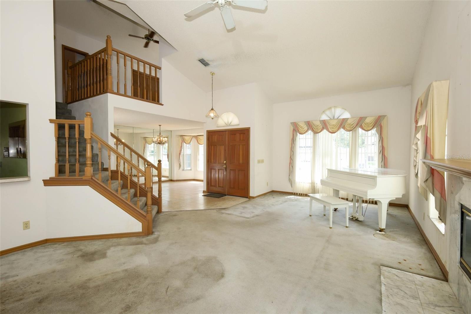 Image 5 of 42 For 1675 Thornhill Circle