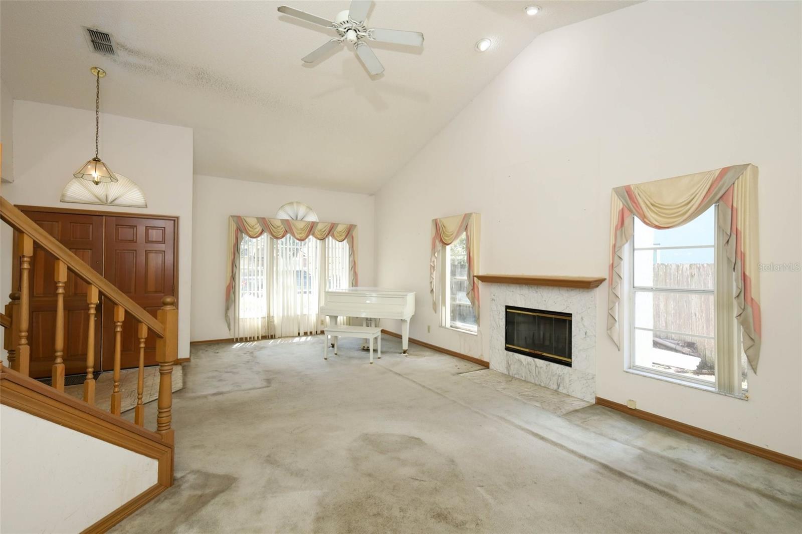 Image 6 of 42 For 1675 Thornhill Circle