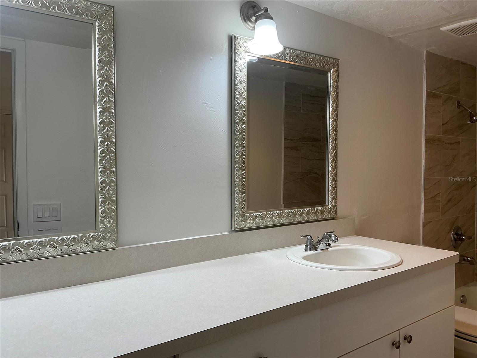 Image 25 of 38 For 15102 Sandalwood Drive 102