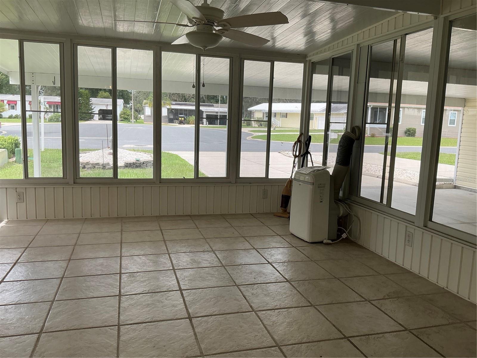 Image 11 of 27 For 120 Forest Boulevard