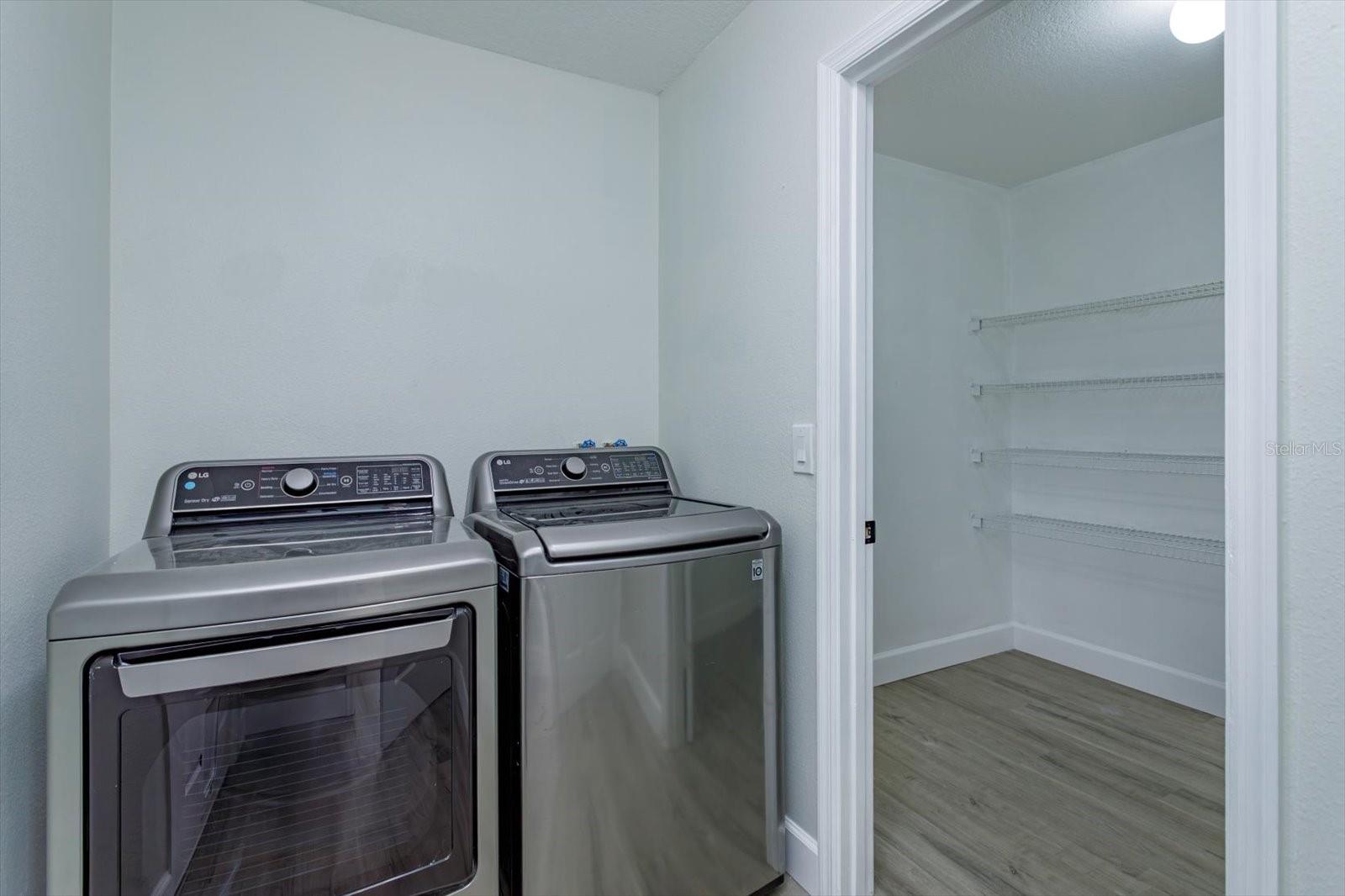 Image 31 of 41 For 2018 Knollcrest Drive