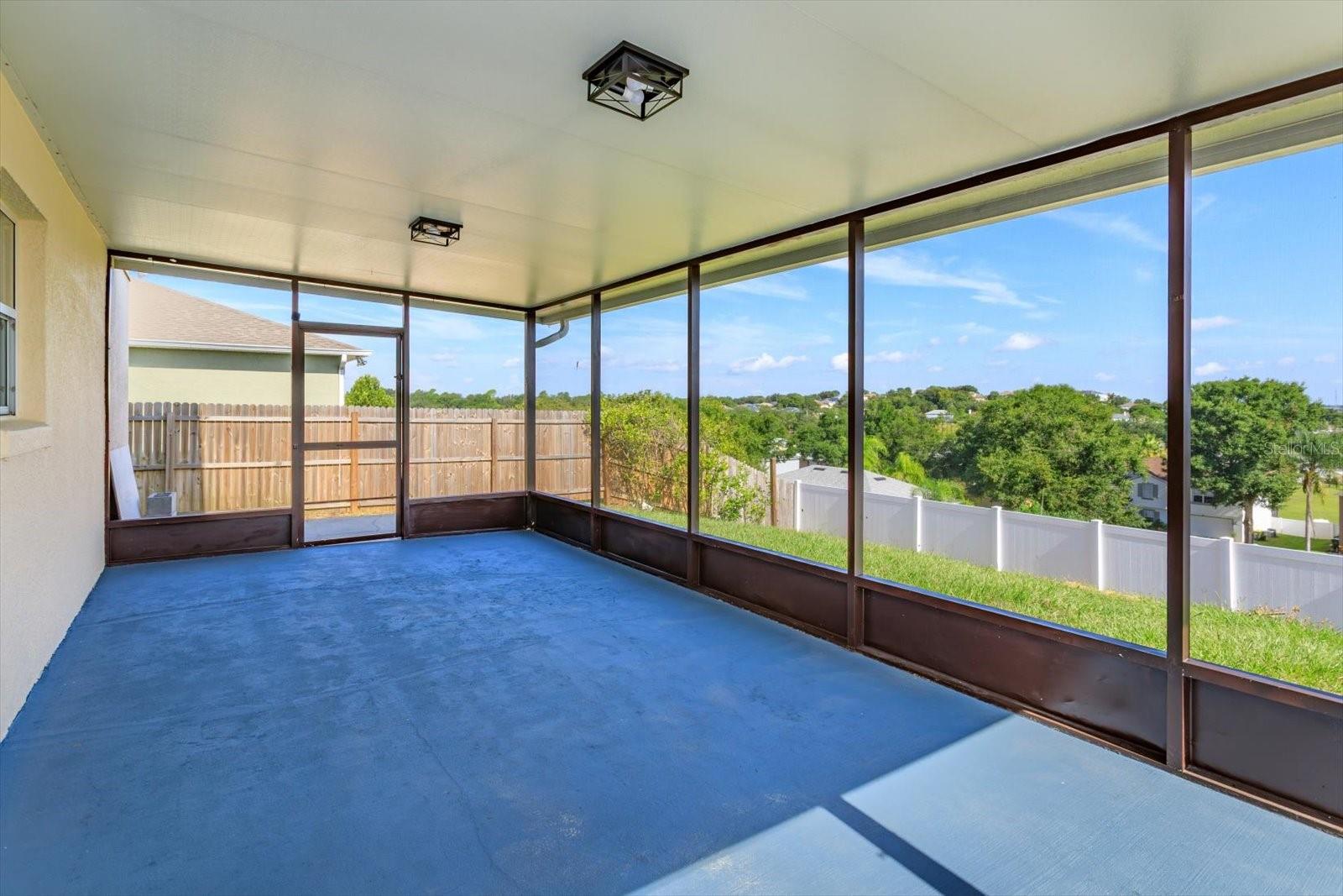 Image 35 of 41 For 2018 Knollcrest Drive