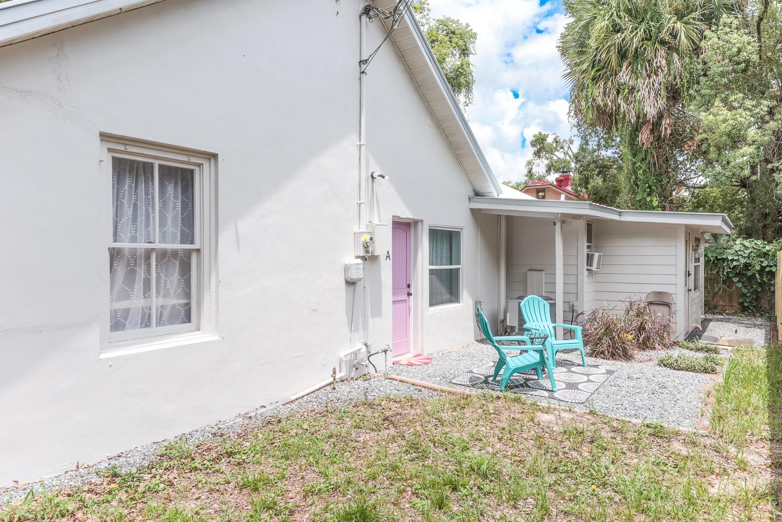 Image 18 of 26 For 107 Iona Drive A