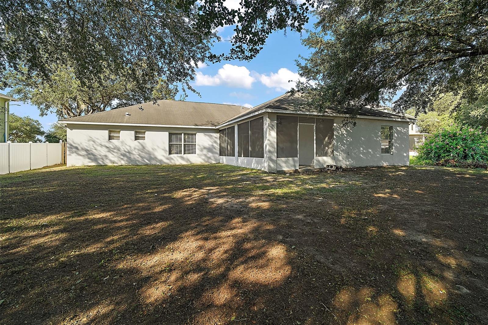 Image 10 of 25 For 1500 Daybreak Drive