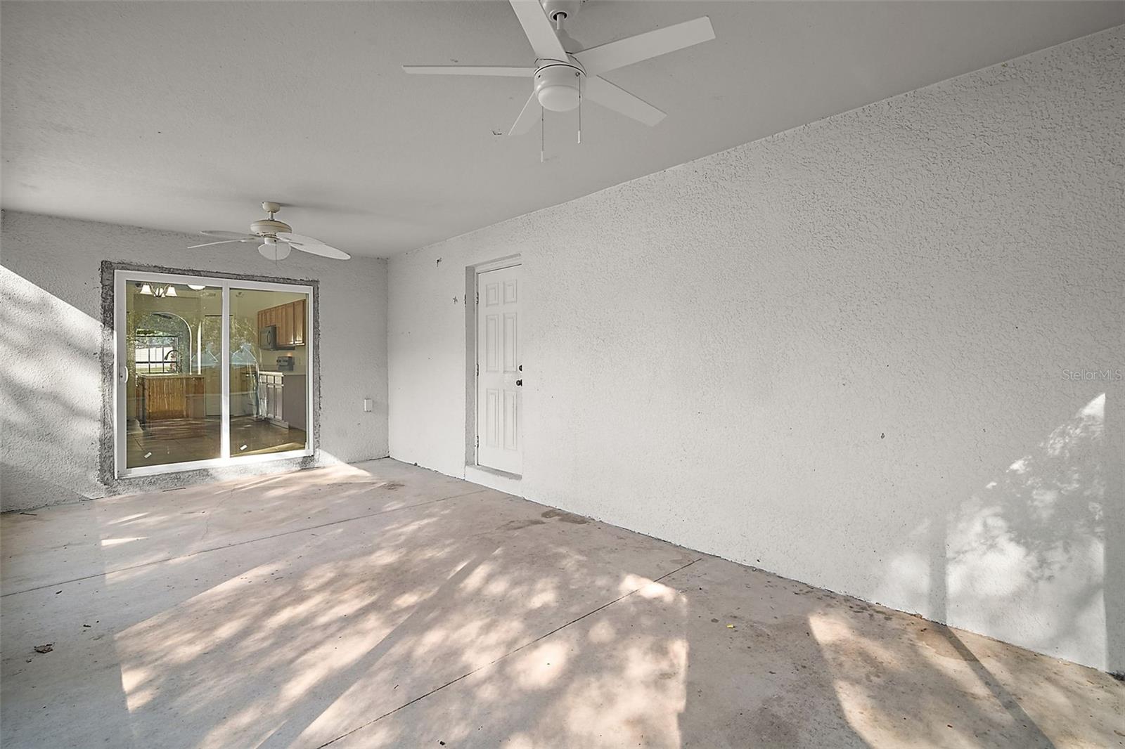 Image 14 of 25 For 1500 Daybreak Drive