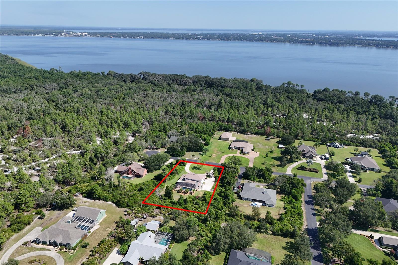 Image 4 of 47 For 15026 Mill Pond Road