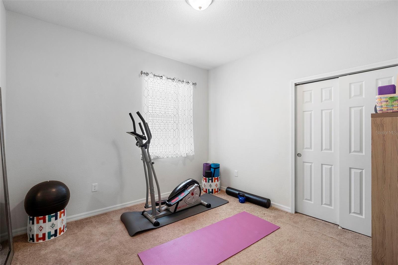 Image 19 of 44 For 17320 Bracken Fern Lane
