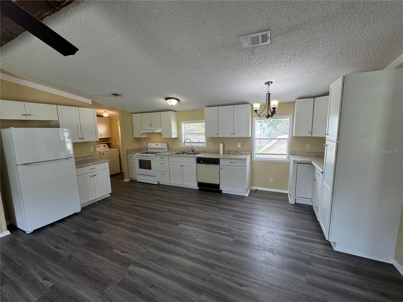 Image 4 of 15 For 14144 63rd Terrace