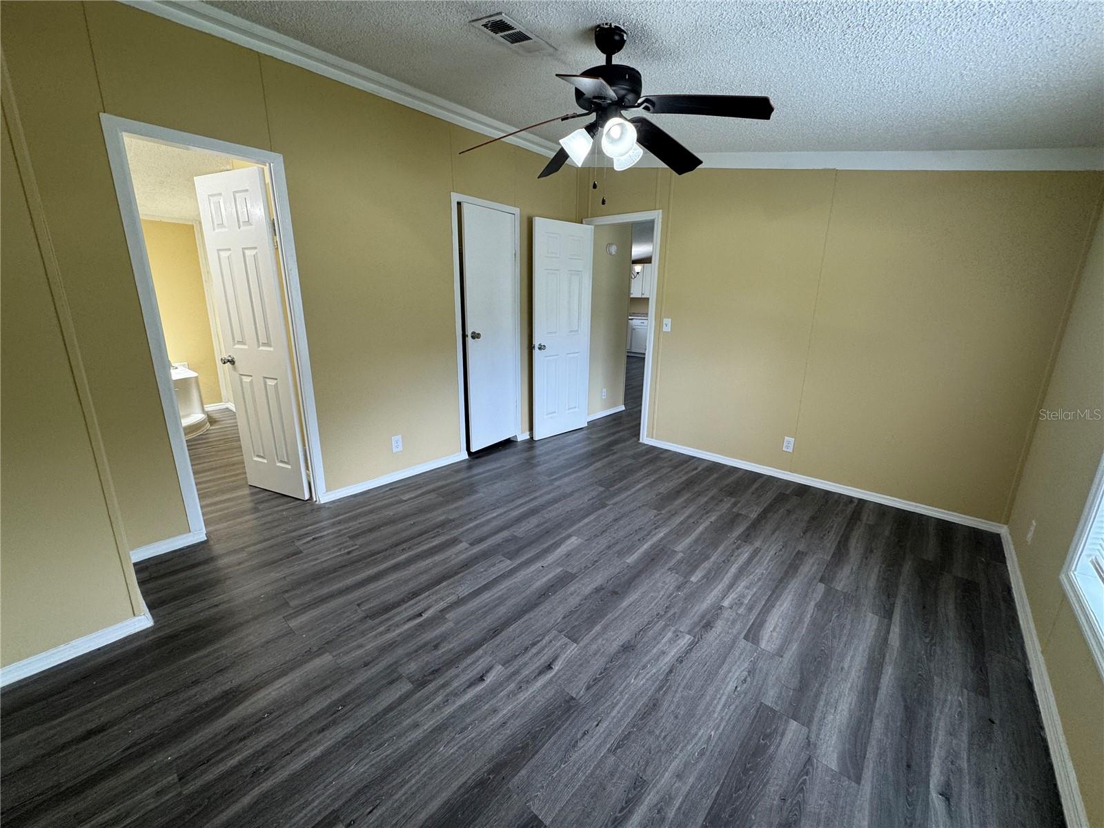 Image 6 of 15 For 14144 63rd Terrace