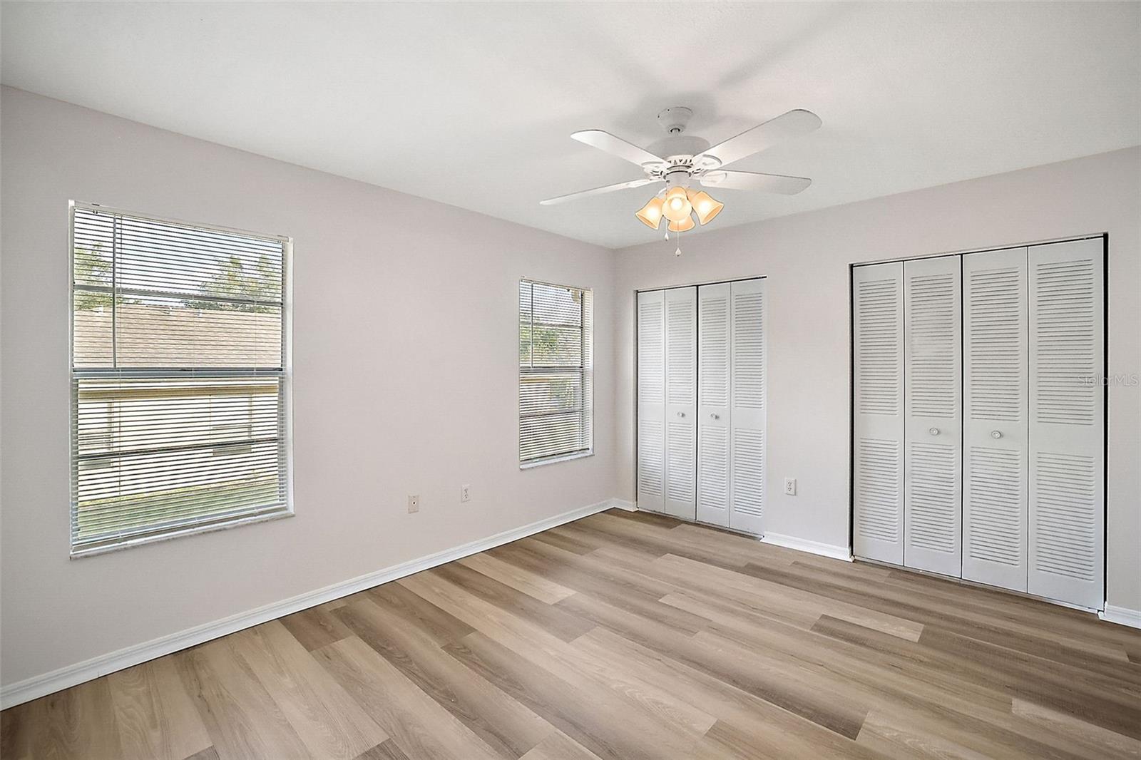 Image 13 of 22 For 202 Fernwood Street