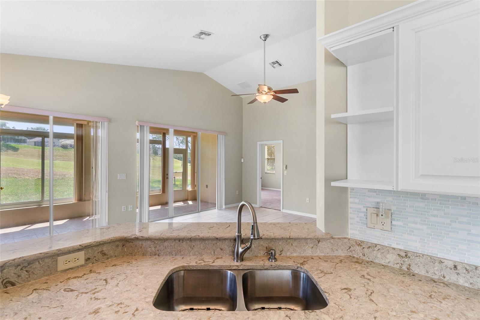 Image 11 of 60 For 890 Summit Greens Boulevard